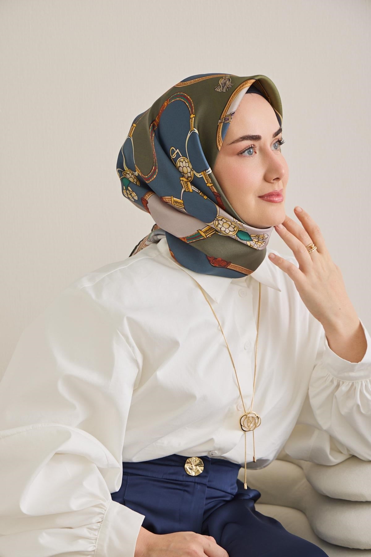 Twill İpek Eşarp Kemer Desen Indigo-Yeşil 90x90