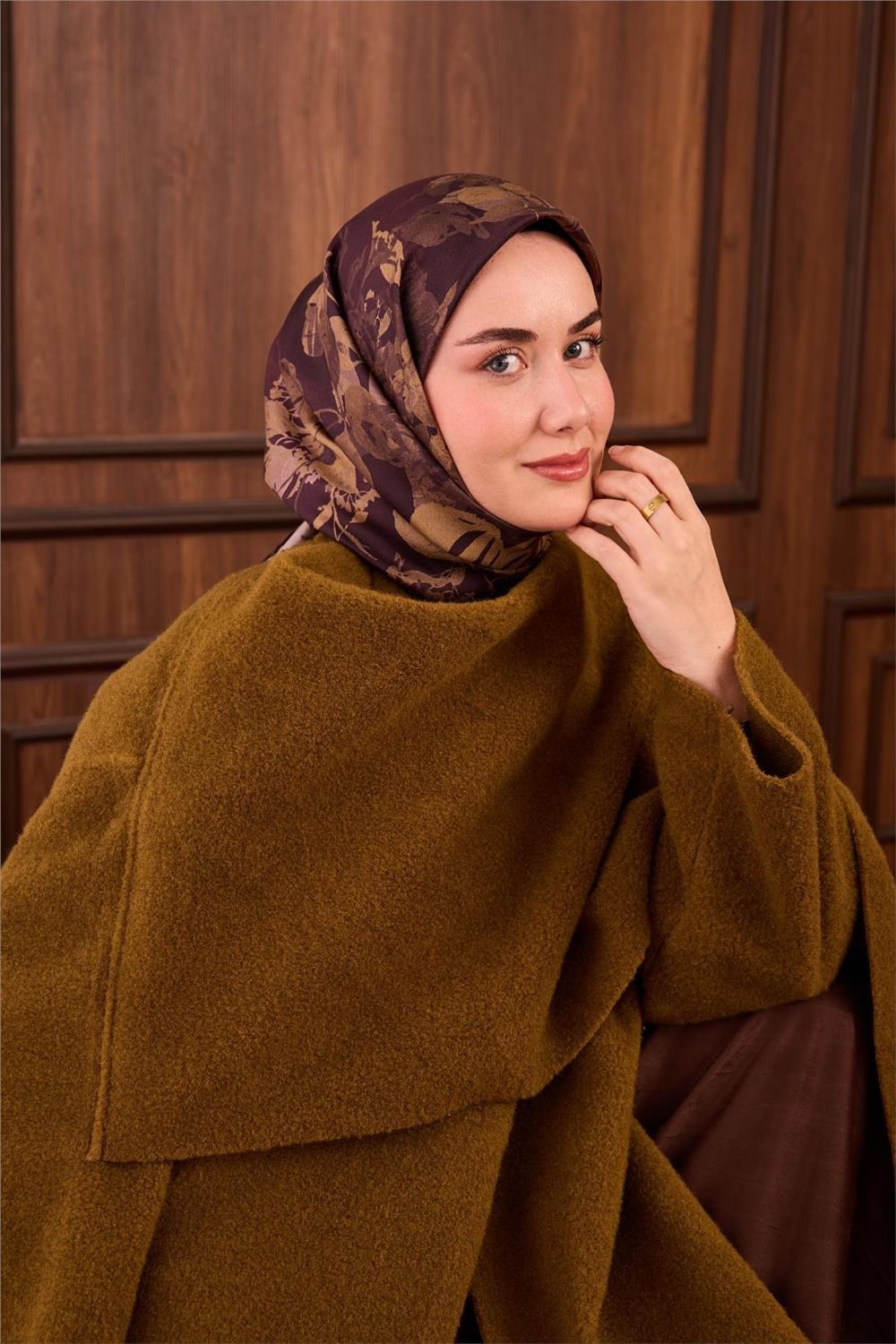 Twill İpek Eşarp Koyu Bordo-Vizon Çiçek Desenli Tok Formlu Kaymaz 90x90