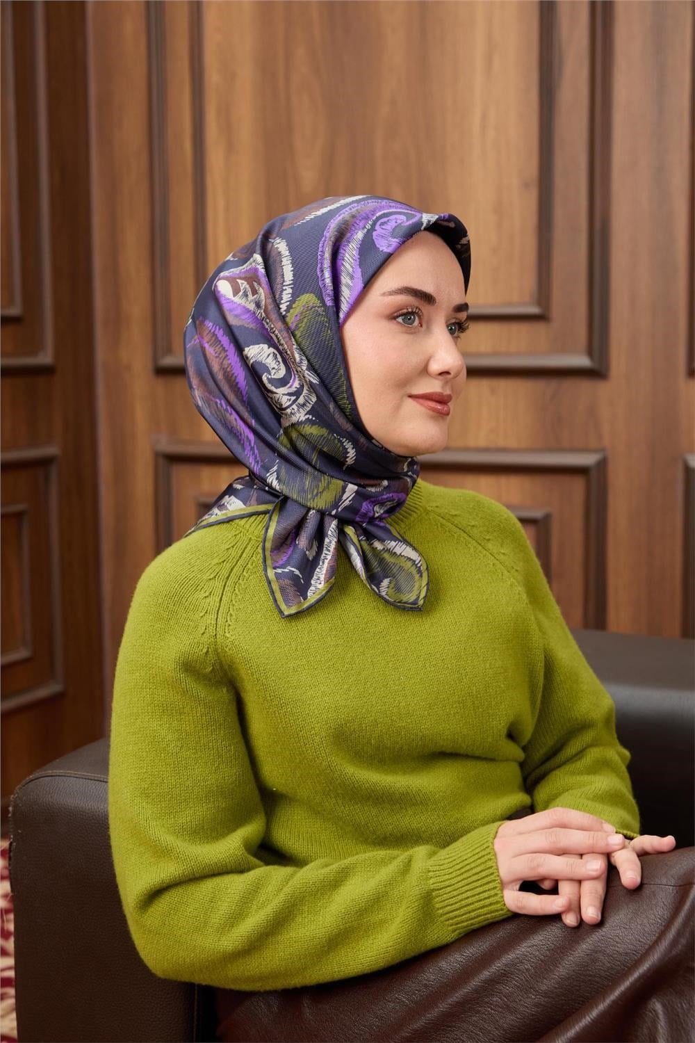 Twill İpek Eşarp Koyu Lacivert-Funda Desenli Tok Duruşlu 90x90