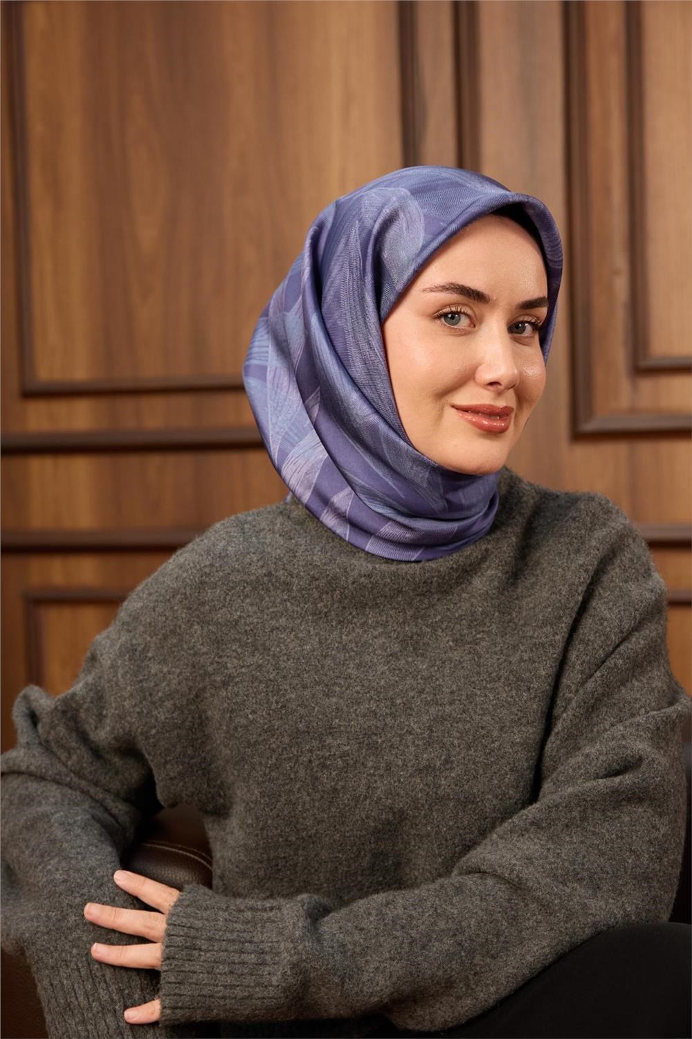 Twill İpek Eşarp Lila-Mor Mavi Geçişli Kaymaz Tok Duruşlu 90x90