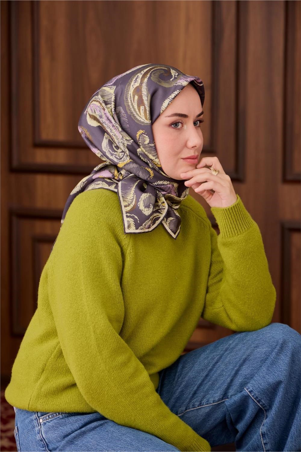 Twill İpek Eşarp Mavi Gri-Butter Yellow Desenli Tok Duruşlu 90x90