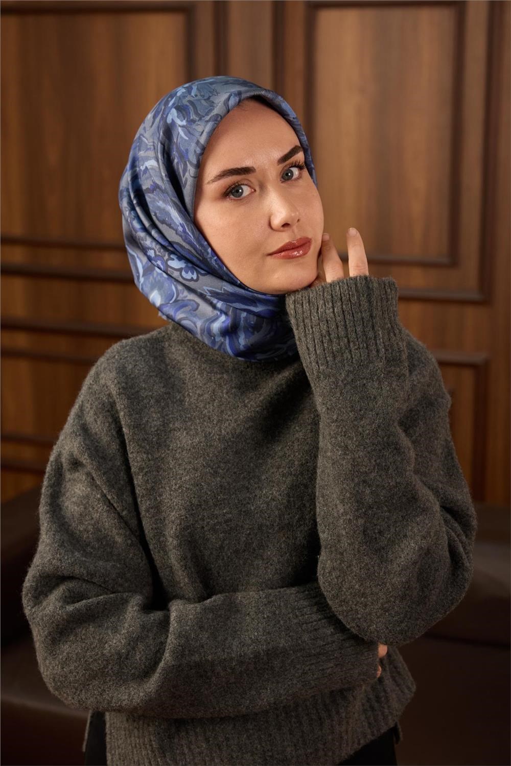 Twill İpek Eşarp Metalik Gri-İndigo Desenli Tok Duruşlu 90x90