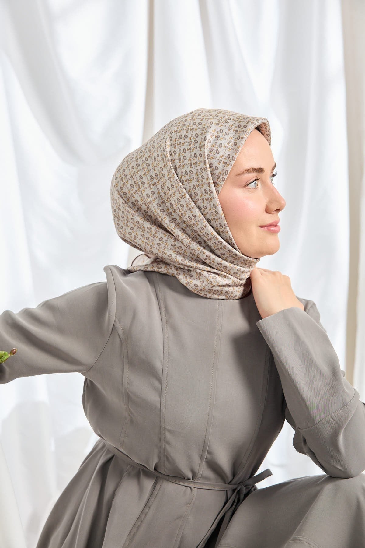Twill İpek Eşarp Mini Bouquet Açık Gri