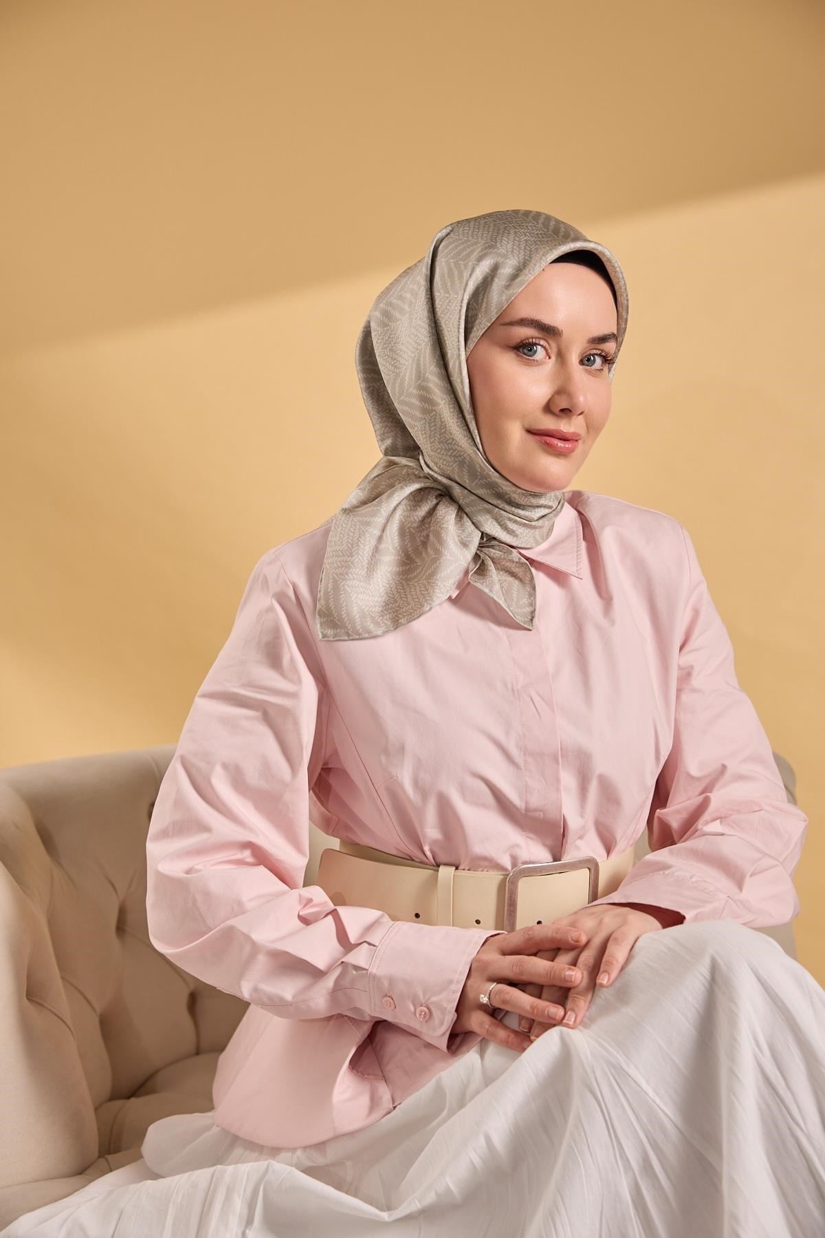 Twill İpek Eşarp Minimal Desen Gri 90x90