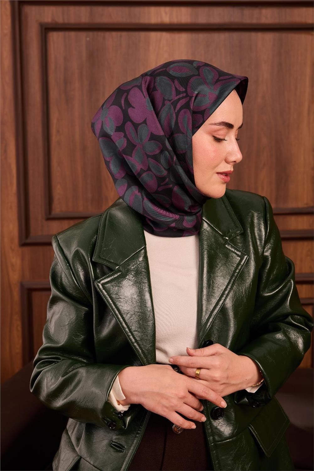 Twill İpek Eşarp Mor-Çağla Papatya Desenli Tok Duruşlu 90x90