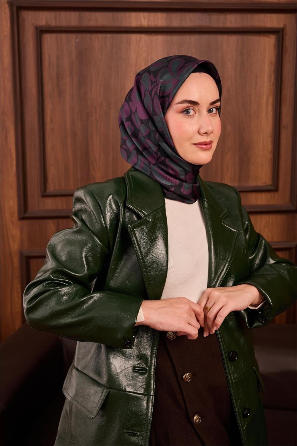 Twill İpek Eşarp Mor-Çağla Papatya Desenli Tok Duruşlu 90x90