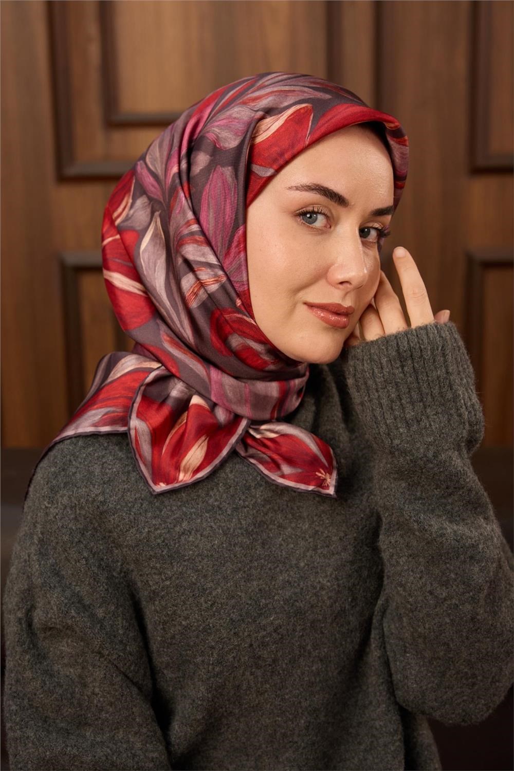 Twill İpek Eşarp Mor-Pastel Mor-Kızıl Turuncu-Pembe Desenli Tok Duruşlu 90x90