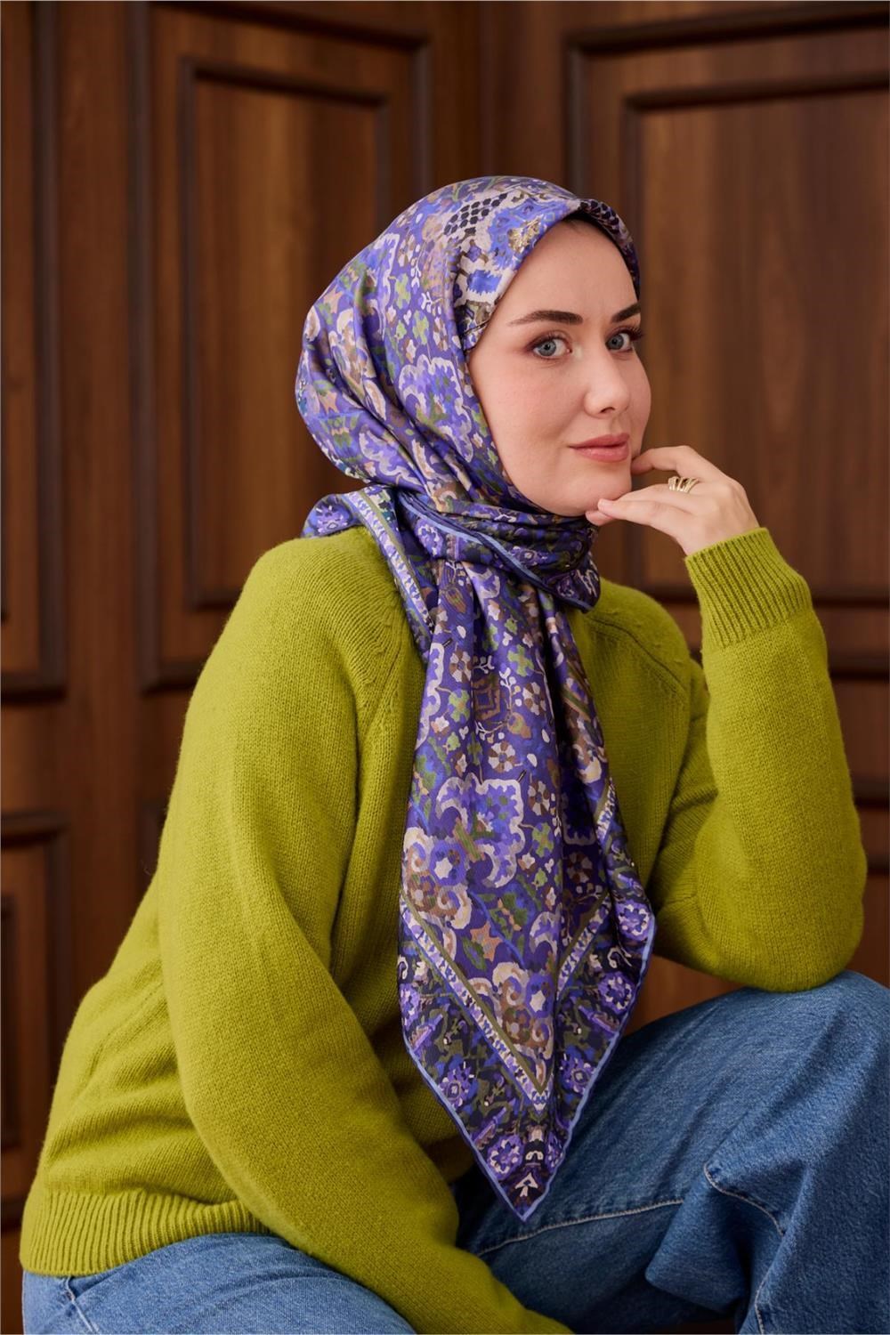 Twill İpek Eşarp Mor–Bebe Mavi Desenli Tok Duruşlu Kaymaz 90x90