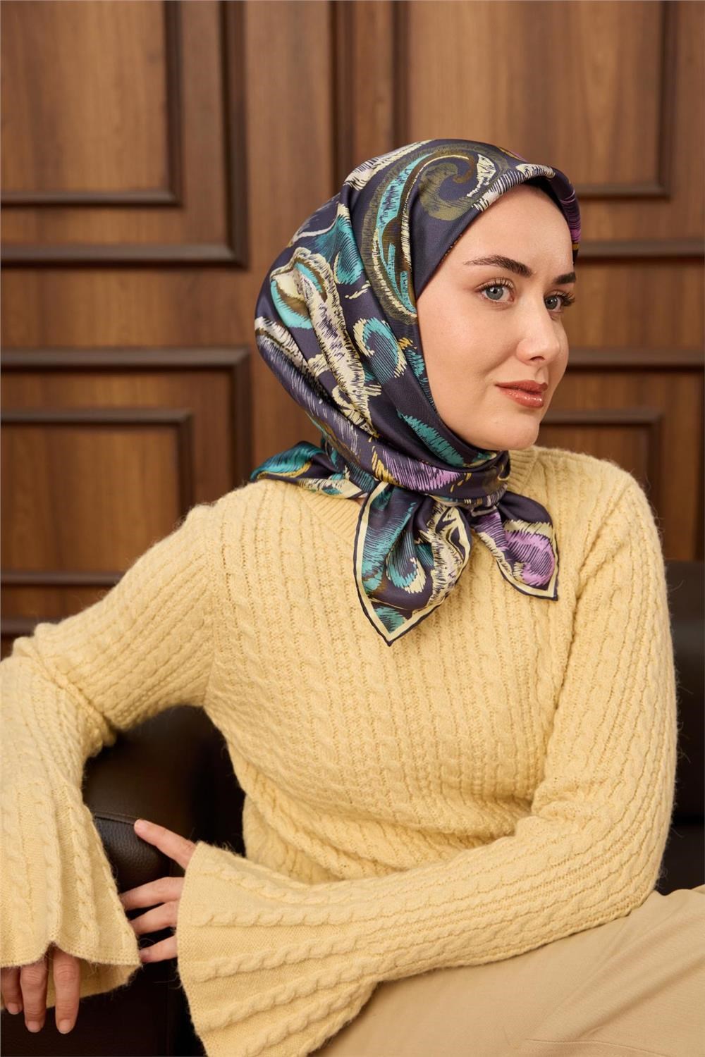 Twill İpek Eşarp Morcivert-Butter Desenli Tok Duruşlu 90x90