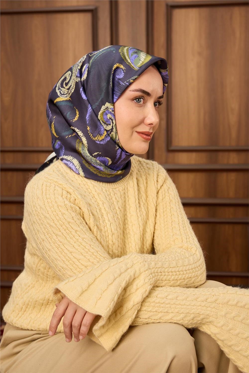 Twill İpek Eşarp Morcivert-Funda Desenli Tok Duruşlu 90x90