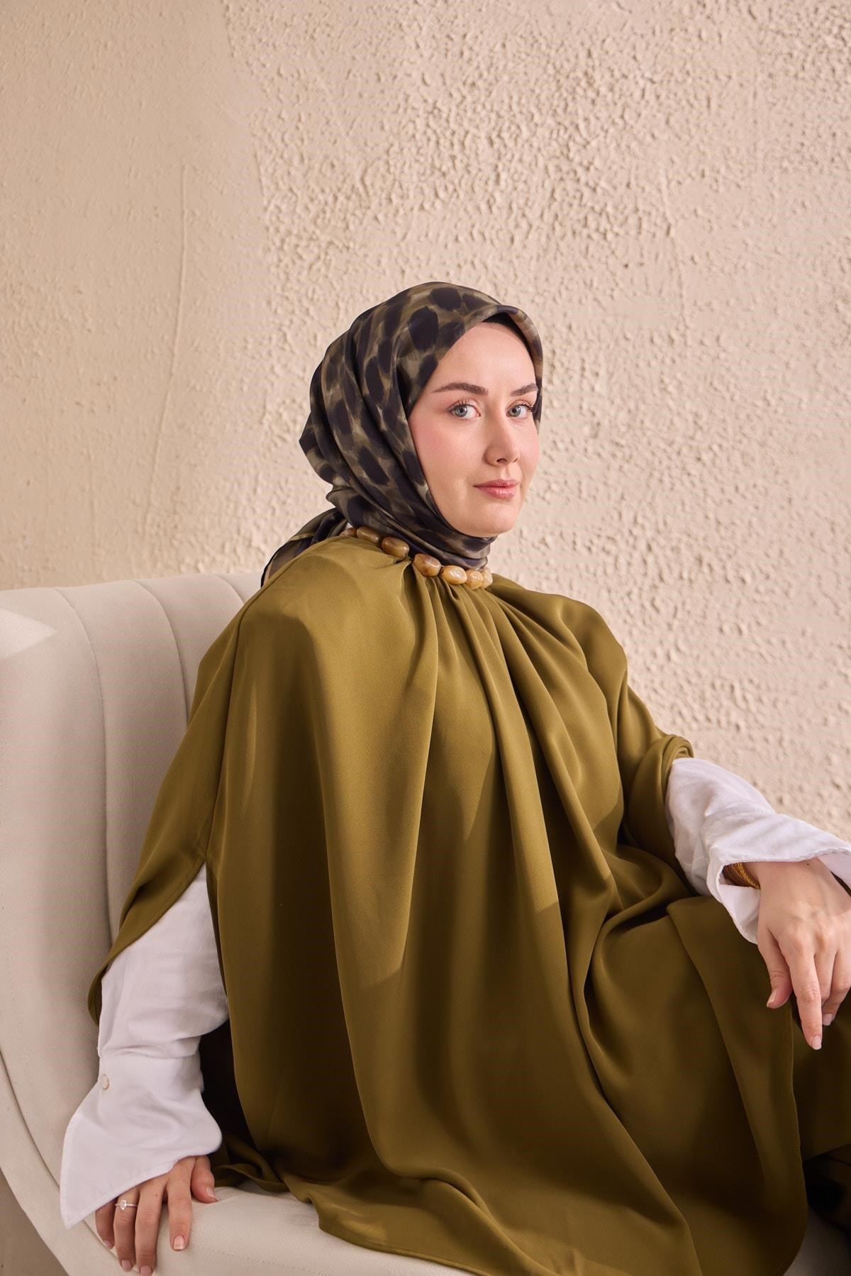 Twill İpek Eşarp Noiré Asker Yeşili 90x90