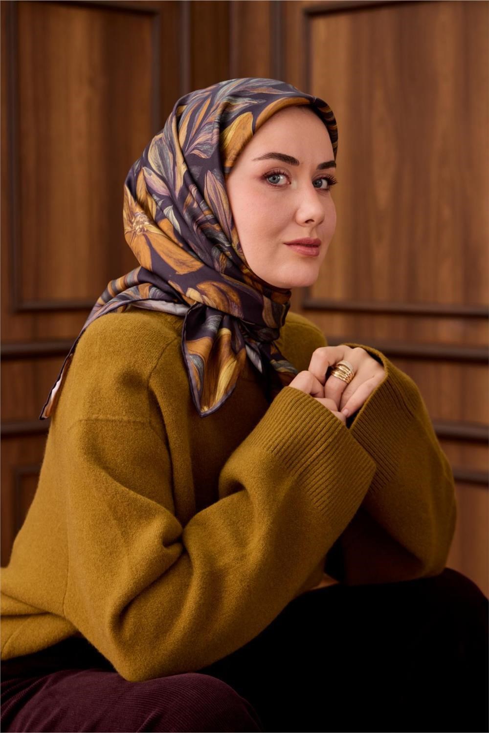 Twill İpek Eşarp Patlıcan Moru-Hardal Yaprak Desenli Tok Duruşlu 90x90