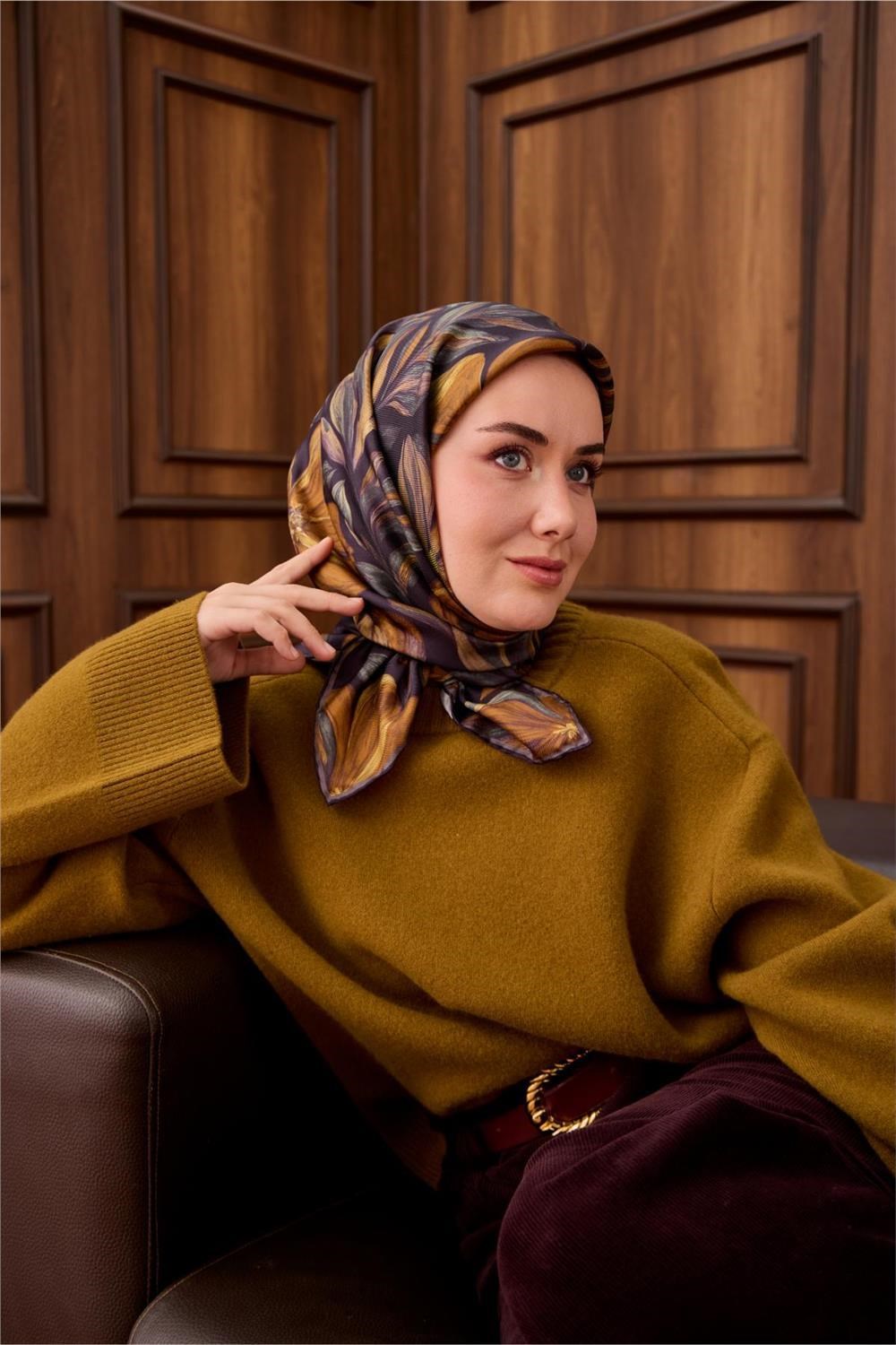 Twill İpek Eşarp Patlıcan Moru-Hardal Yaprak Desenli Tok Duruşlu 90x90