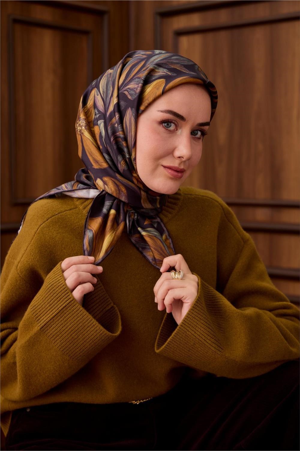 Twill İpek Eşarp Patlıcan Moru-Hardal Yaprak Desenli Tok Duruşlu 90x90