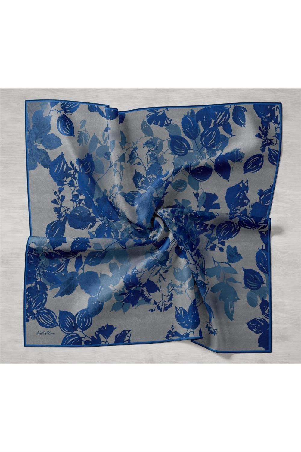Twill İpek Eşarp Saks Gri Gece Mavi Çiçek Desenli Tok Duruşlu 90x90