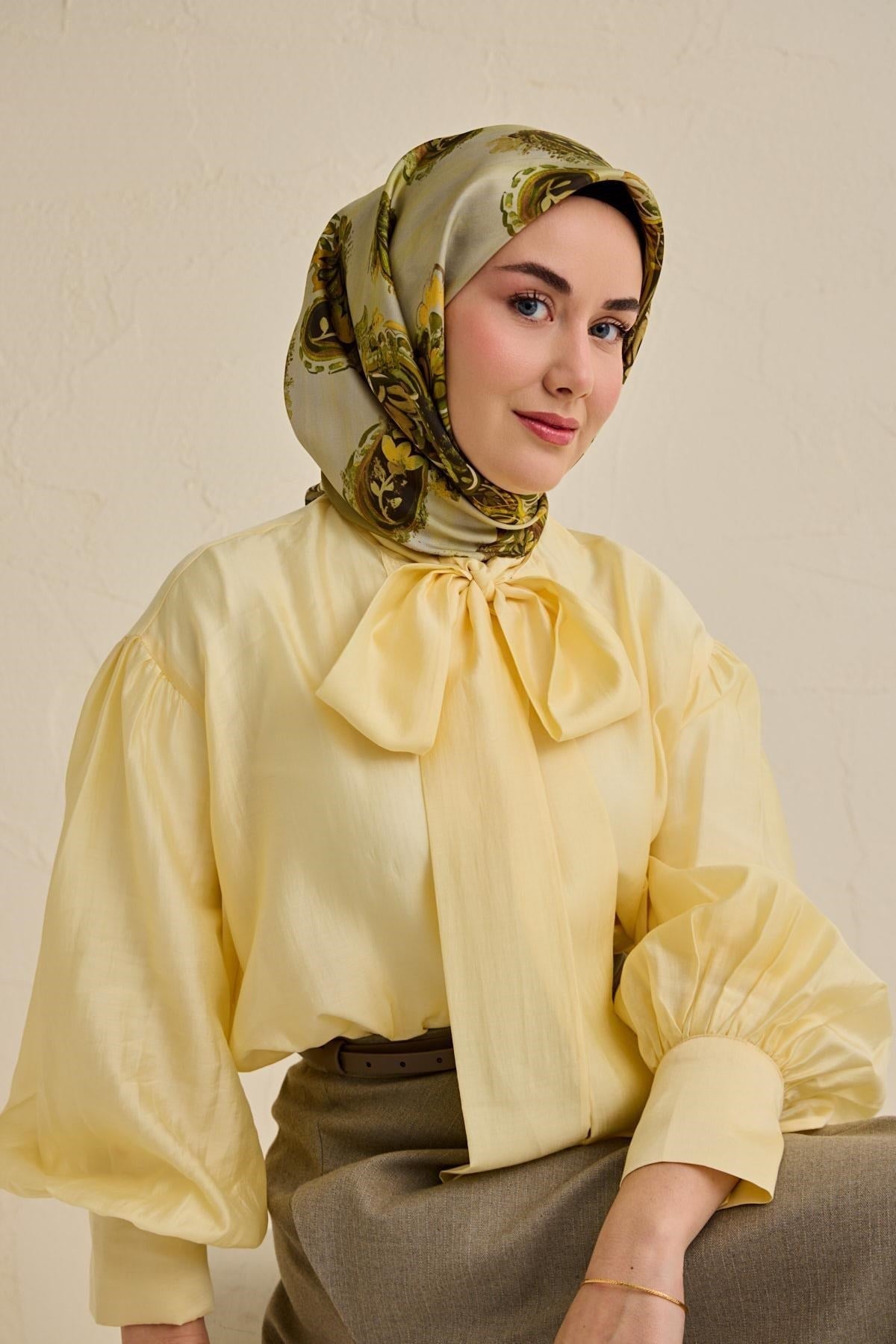 Twill İpek Eşarp Şal Desen Küf Yeşili 90x90