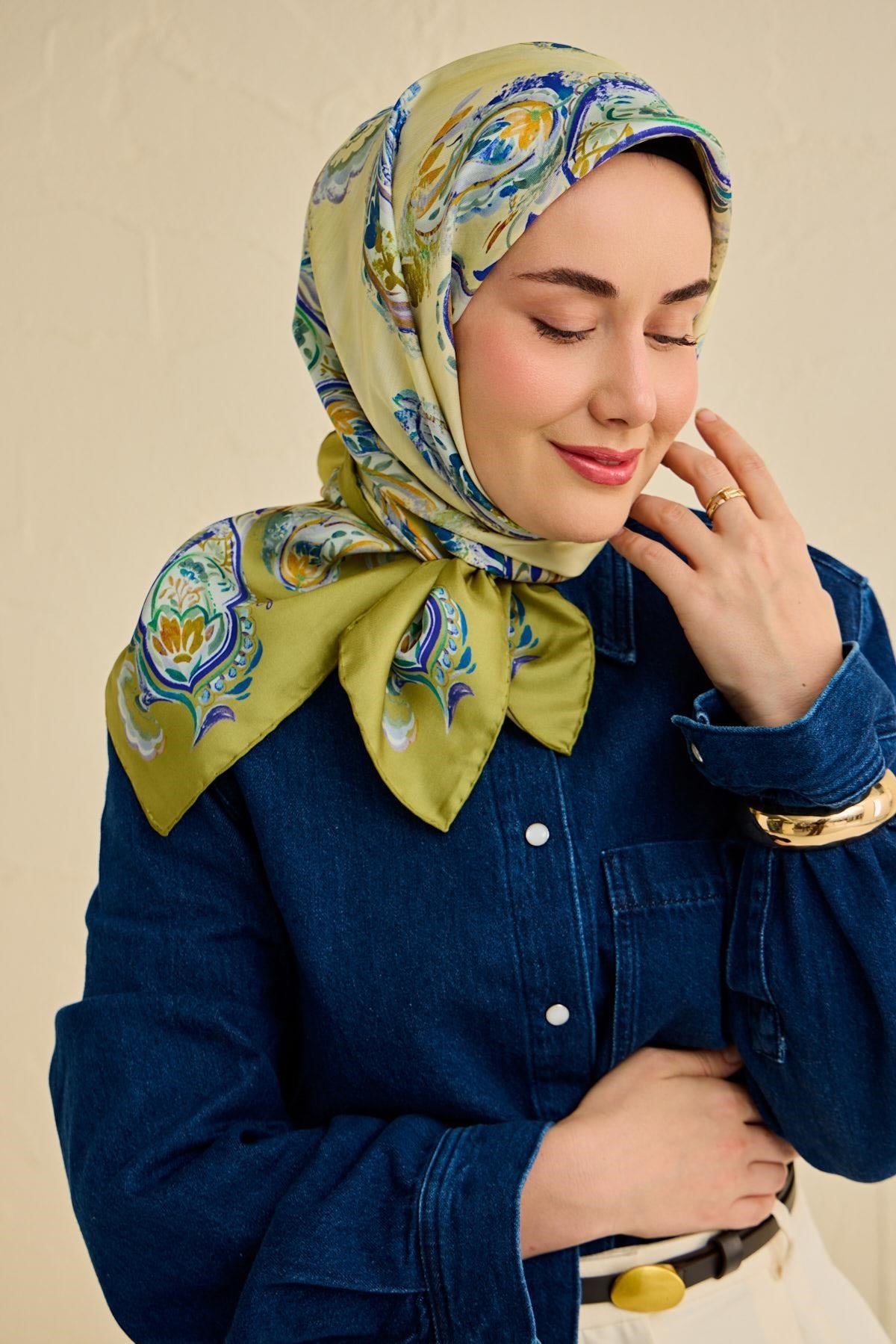 Twill İpek Eşarp Şal Desen Yeşil 90x90