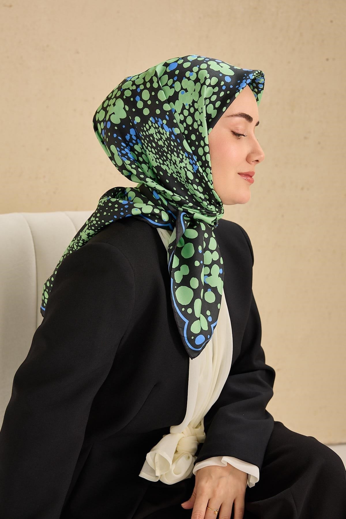 Twill İpek Eşarp Samanyolu Siyah Yeşil 90x90