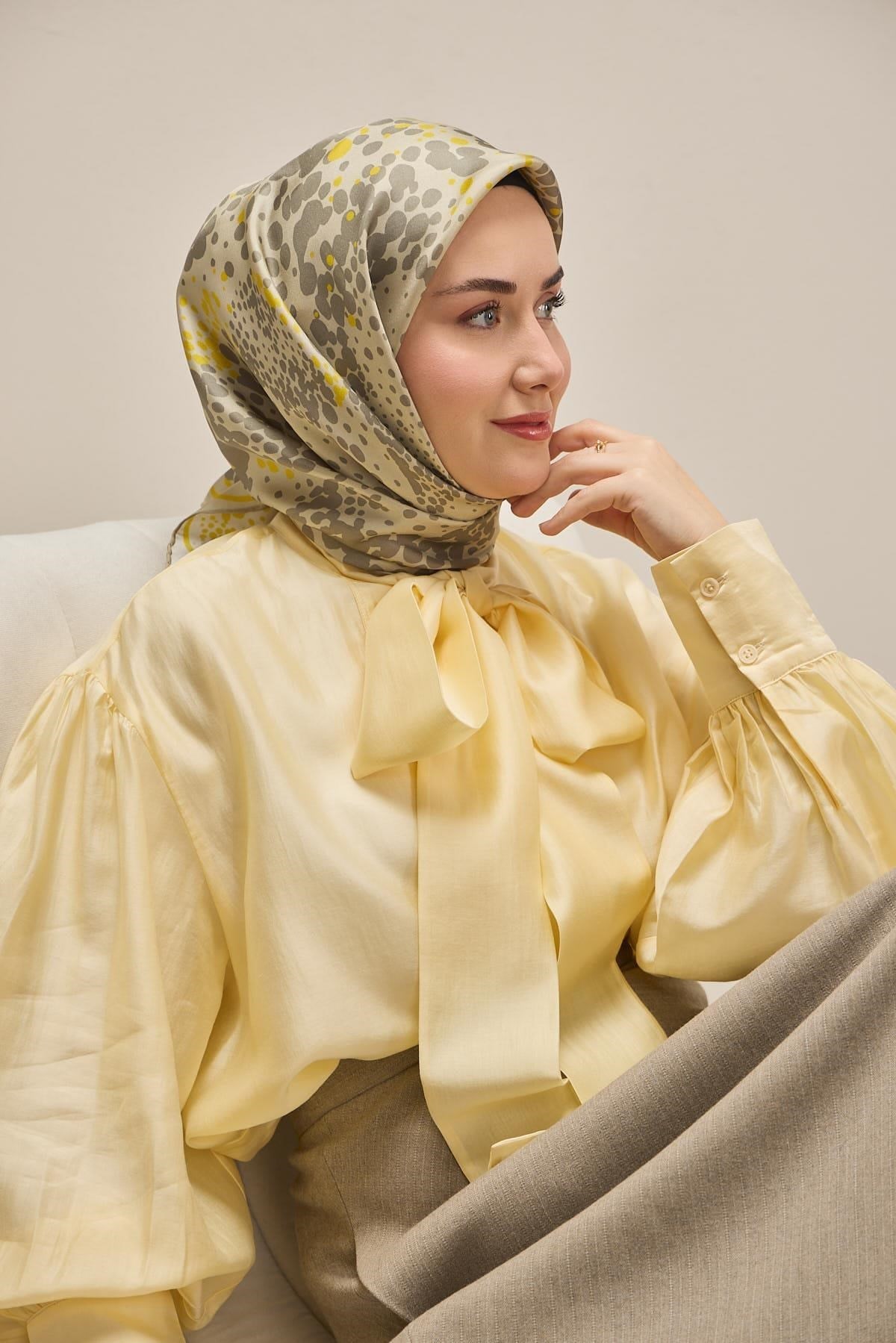 Twill İpek Eşarp Samanyolu Yeşil Bej 90x90