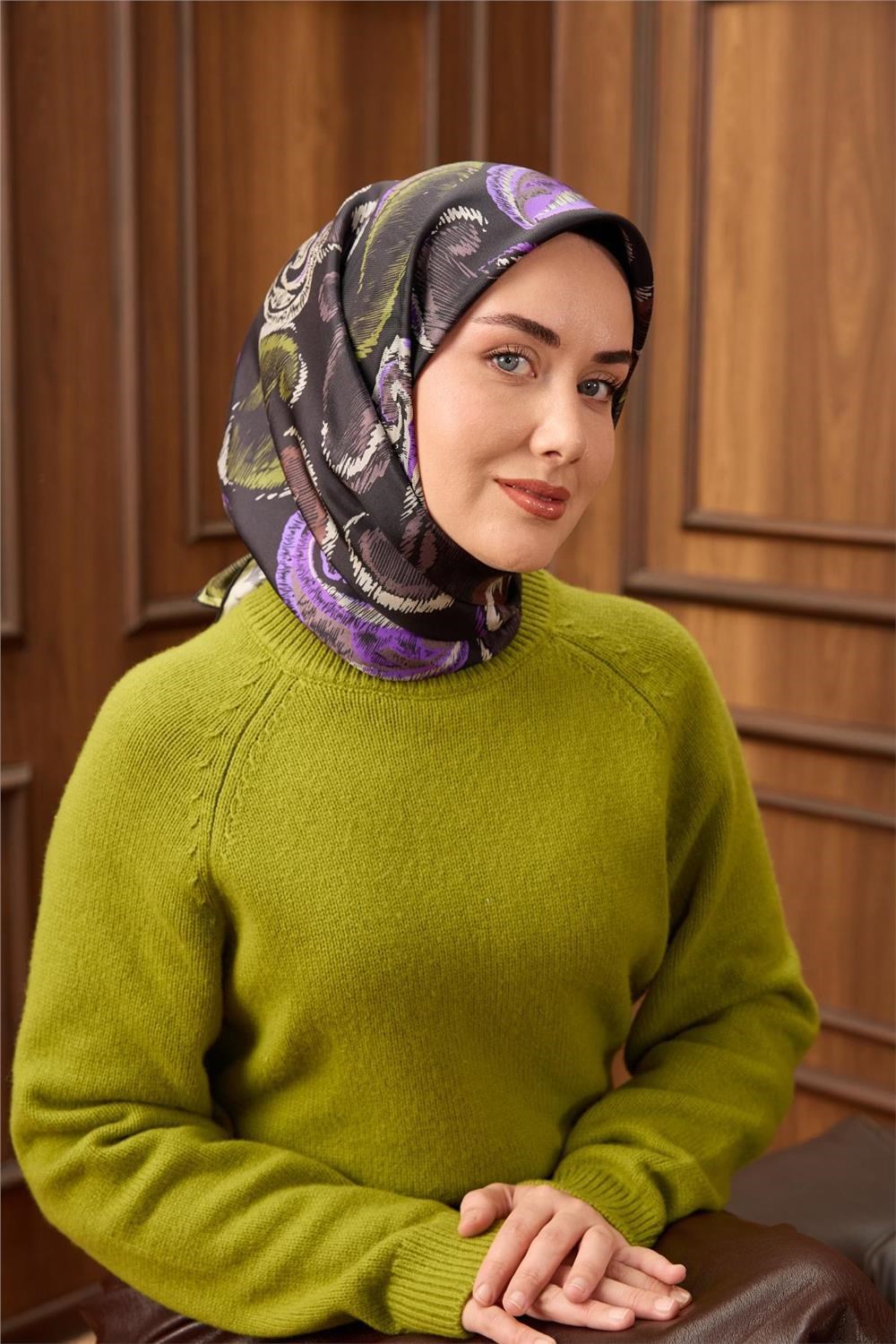 Twill İpek Eşarp Siyah-Funda Desenli Tok Duruşlu 90x90