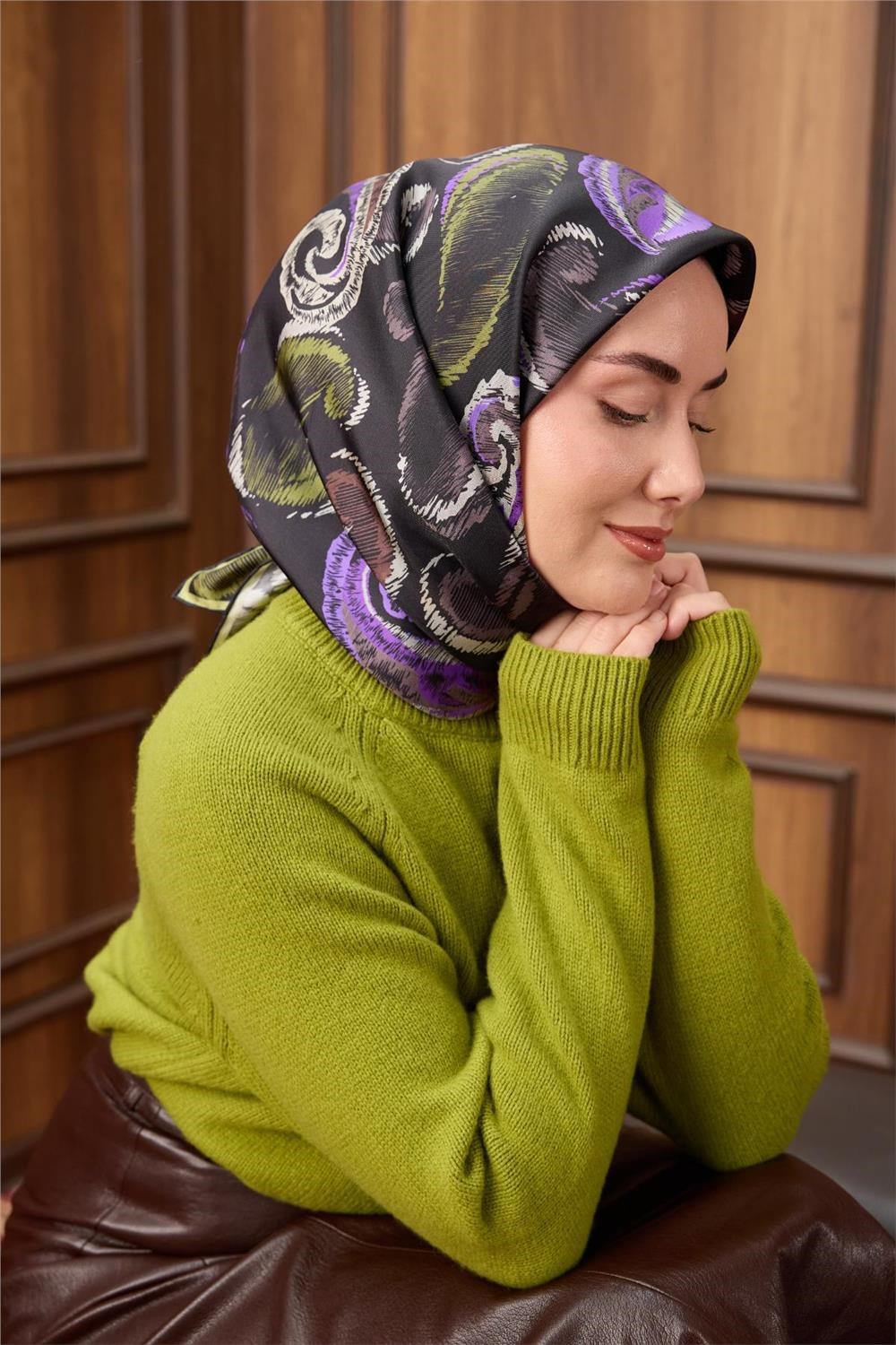 Twill İpek Eşarp Siyah-Funda Desenli Tok Duruşlu 90x90