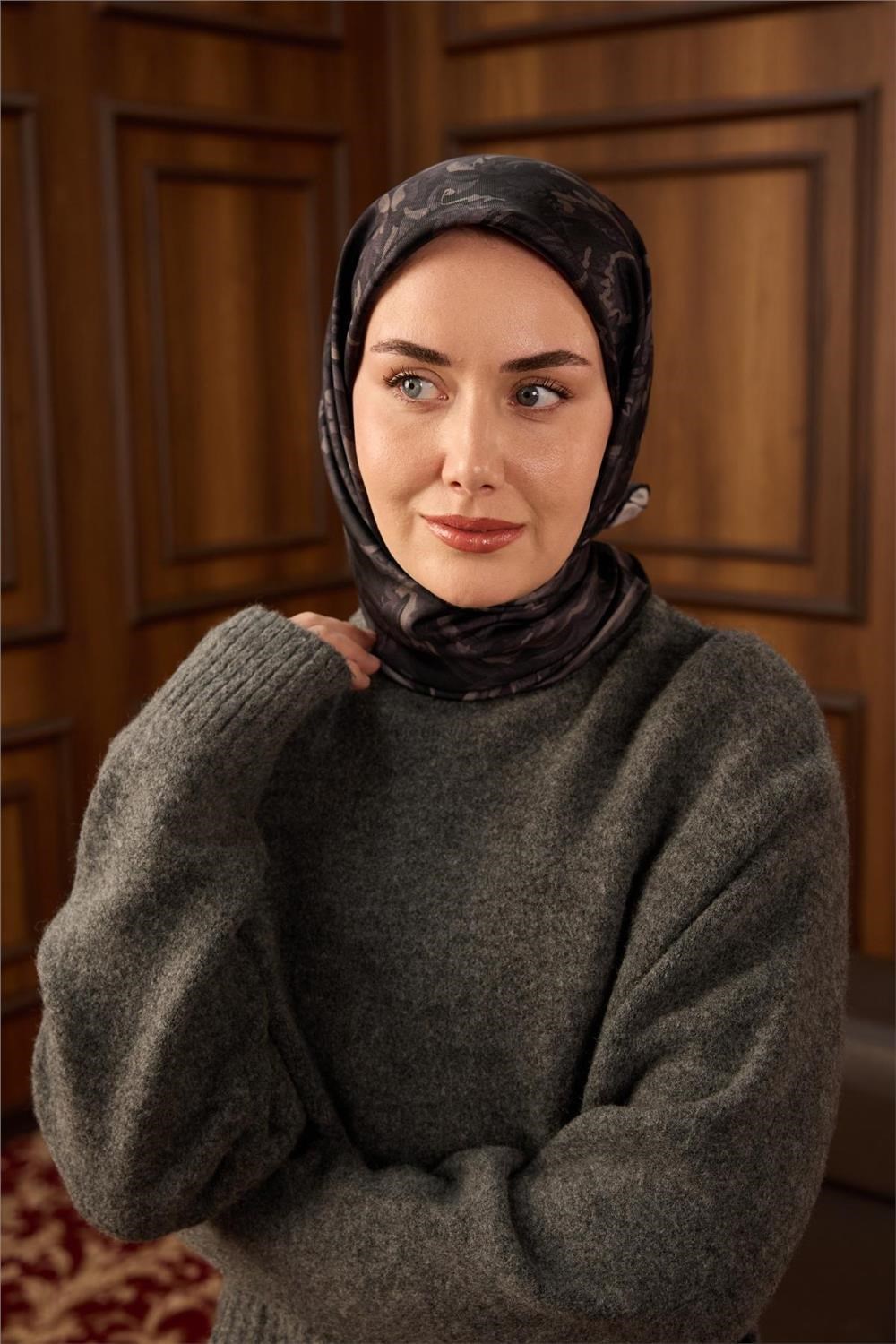Twill İpek Eşarp Siyah-Gri Desenli Tok Duruşlu 90x90