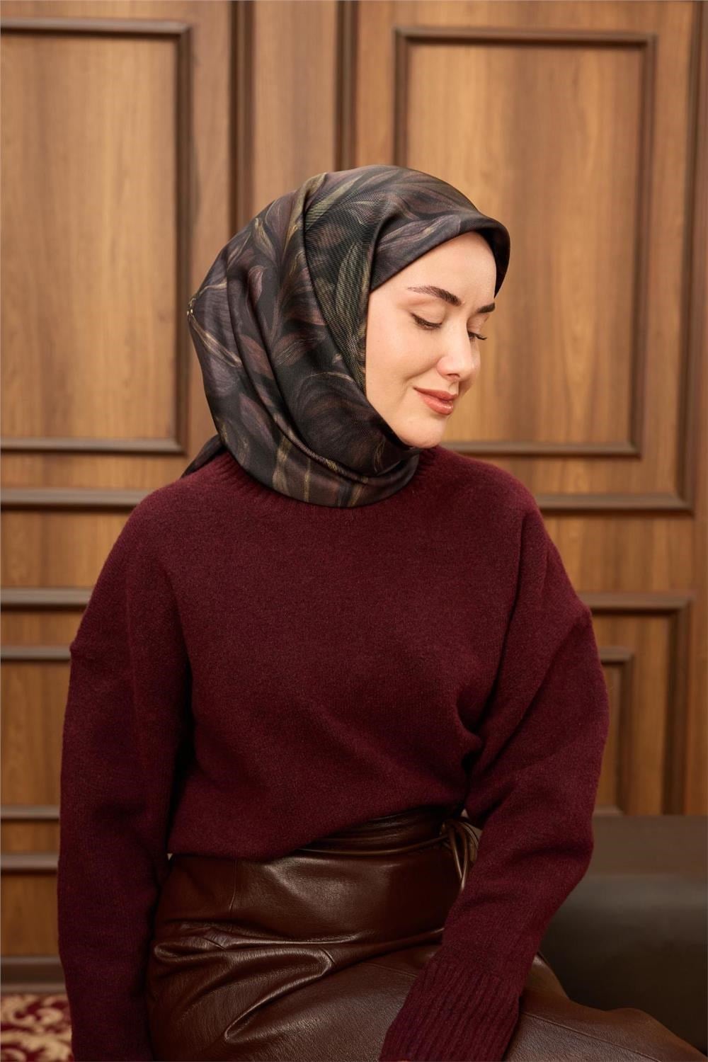 Twill İpek Eşarp Siyah-Kimyon Soyut Desenli Tok Duruşlu 90x90