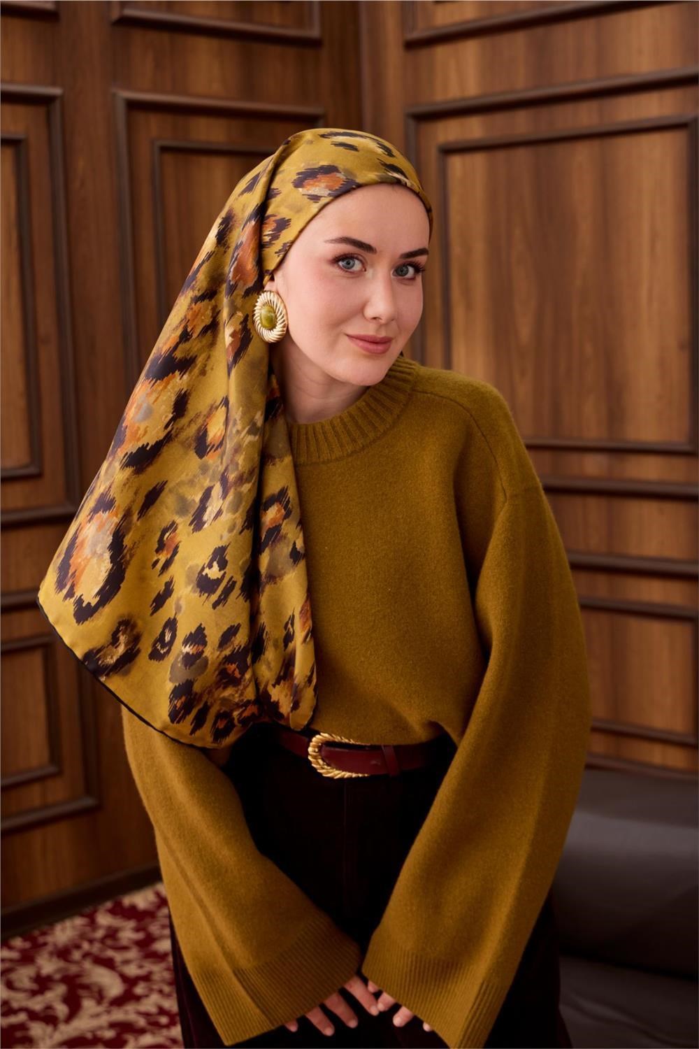 Twill İpek Eşarp Siyah-Olive Desenli Tok Duruşlu 90x90
