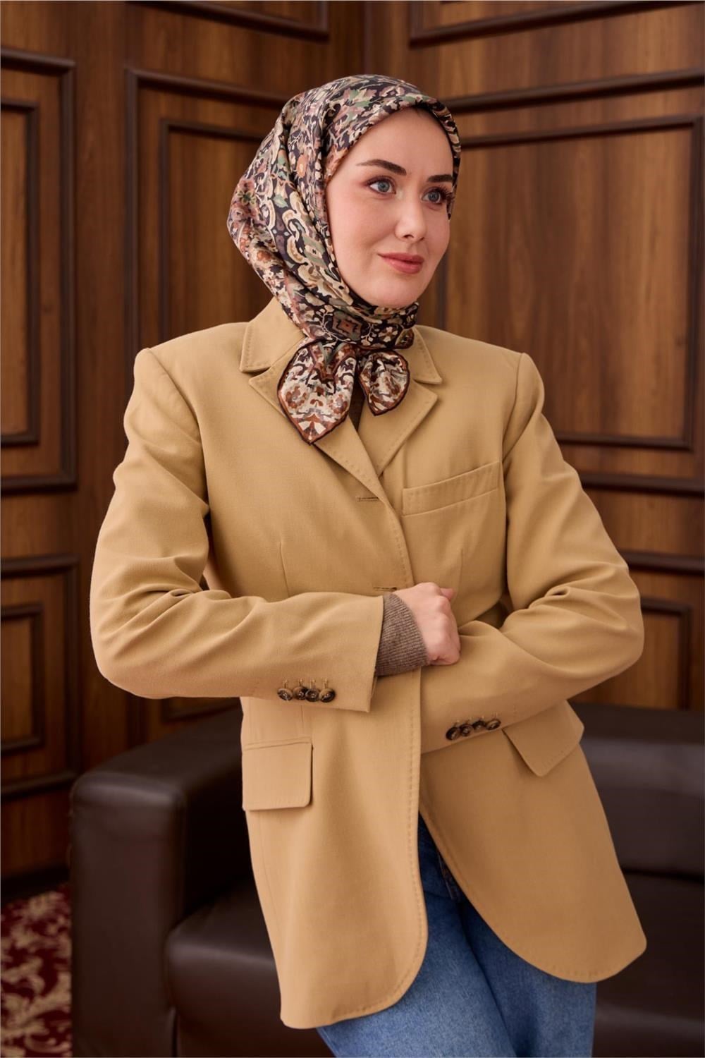 Twill İpek Eşarp Siyah–Kızıl Kahve Desenli Tok Duruşlu Kaymaz 90x90