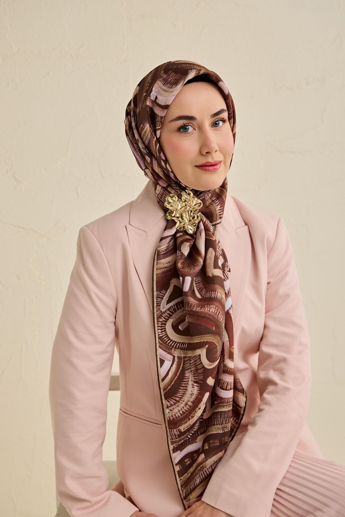 Twill İpek Eşarp Soyut Desen Acı Kahve 90x90