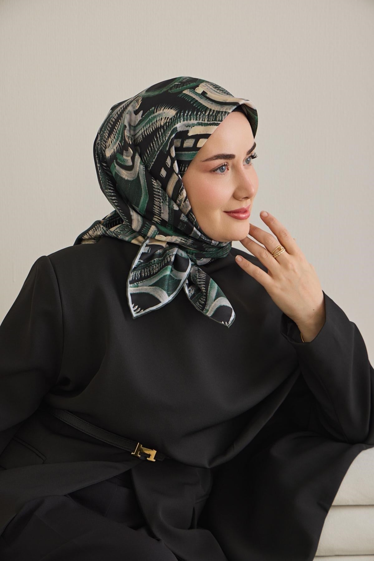 Twill İpek Eşarp Soyut Desen Zümrüt Yeşili 90x90