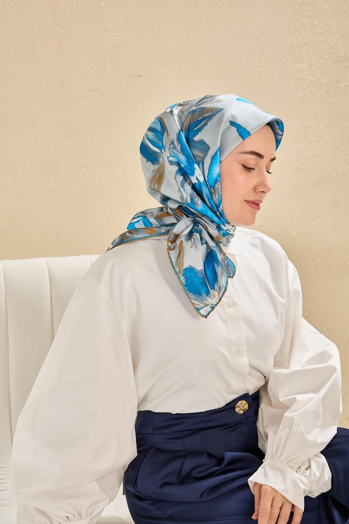 Twill İpek Eşarp Sulu Boya Açık Mavi 90x90