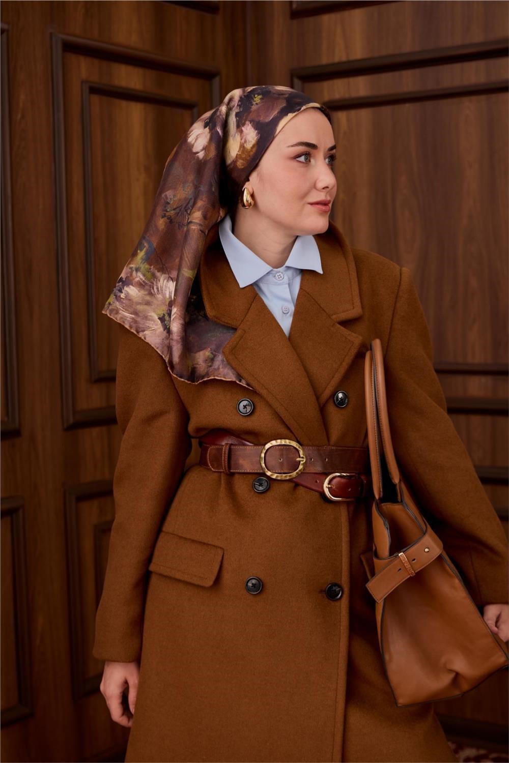 Twill İpek Eşarp Sütlü Kahve-Kahverengi Desenli Tok Duruşlu 90x90