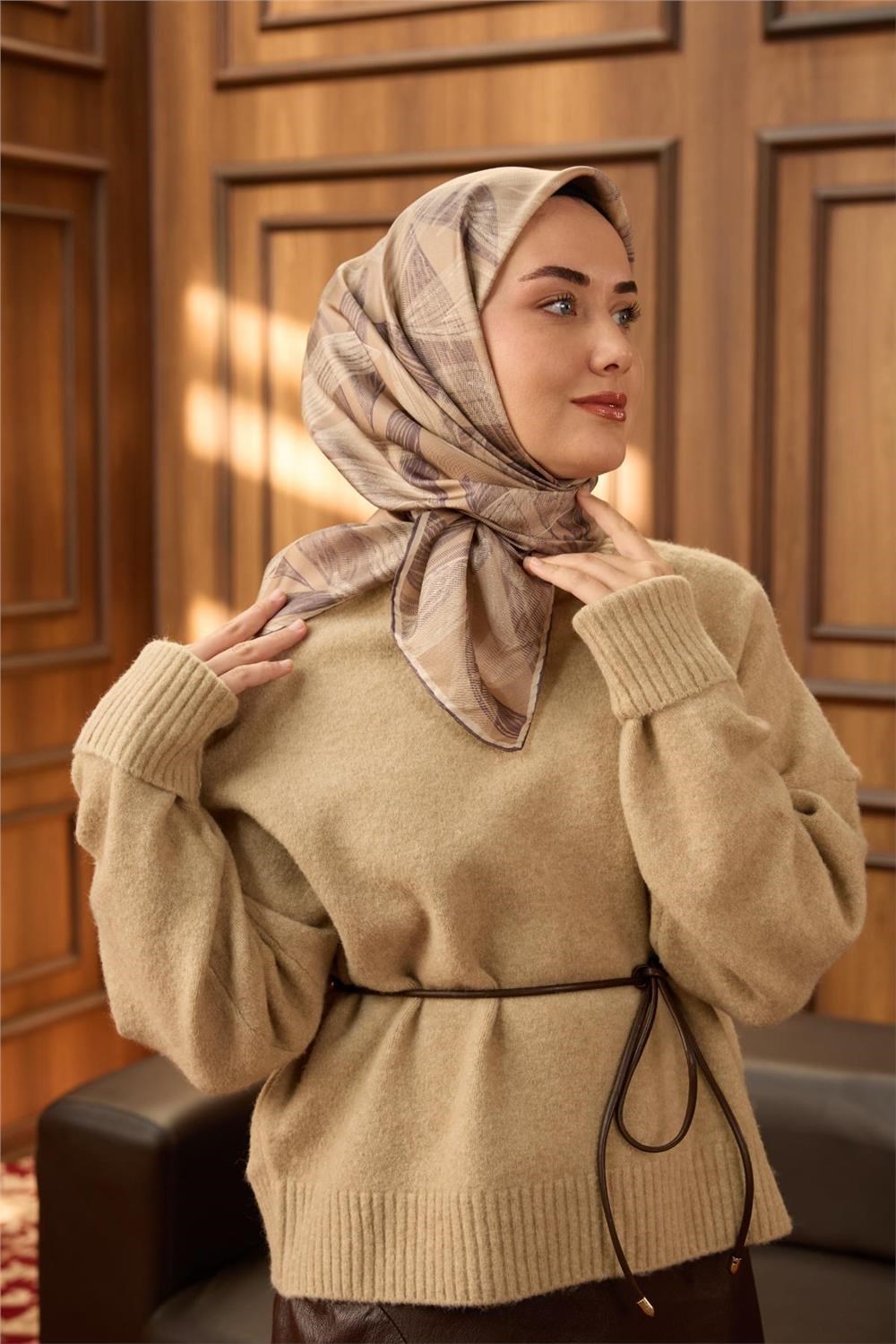 Twill İpek Eşarp Vizon-Pastel Mor Ekru Geçişli Kaymaz Tok Duruşlu 90x90