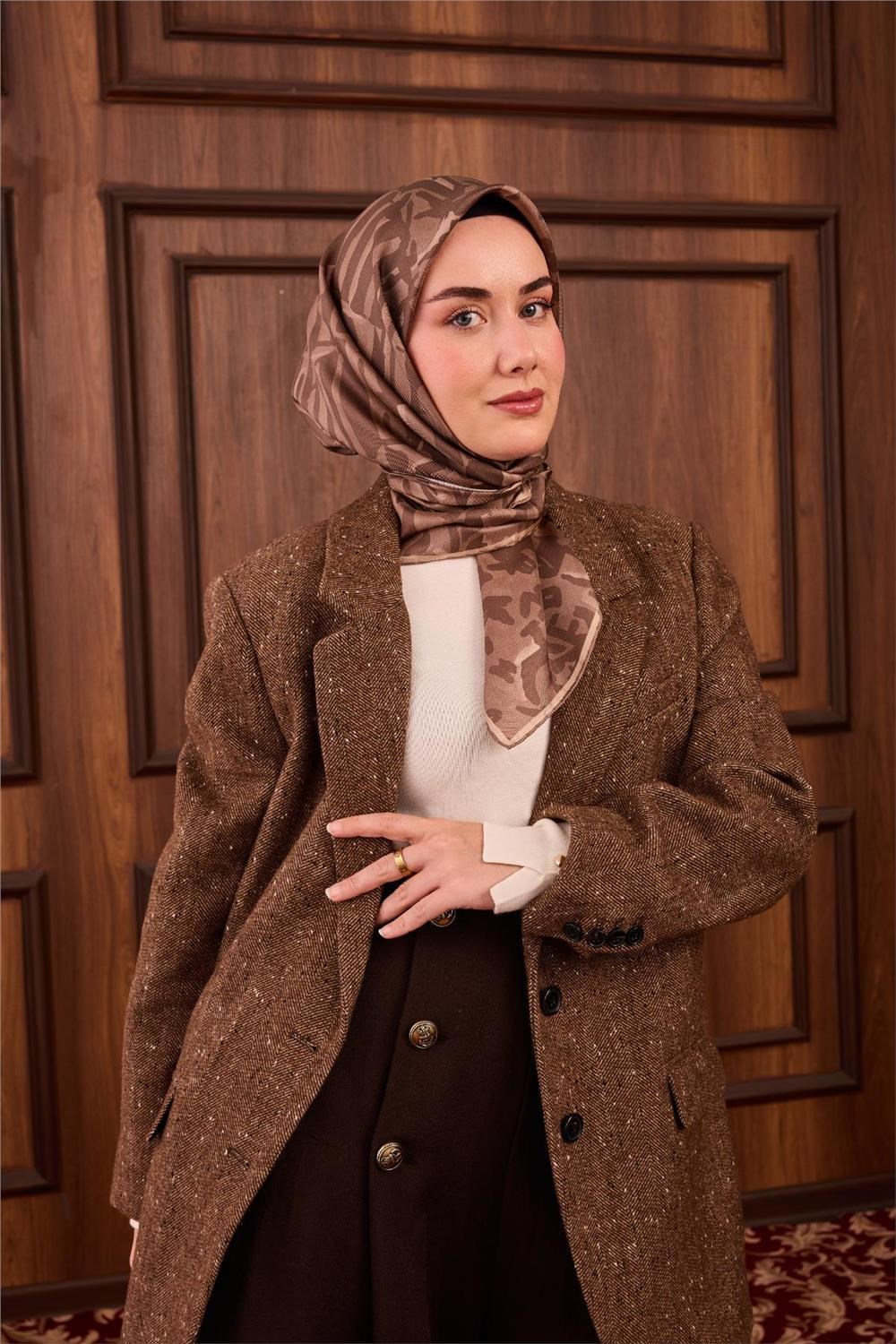 Twill İpek Eşarp Vizon–Koyu Vizon–Bej Desenli Tok Duruşlu 90x90