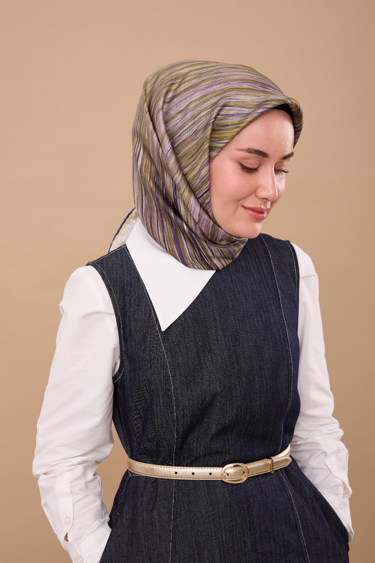 Twill İpek Eşarp Yağ Yeşili-Mor Tonlu Tok Duruşlu Kaymaz Kumaş 90x90