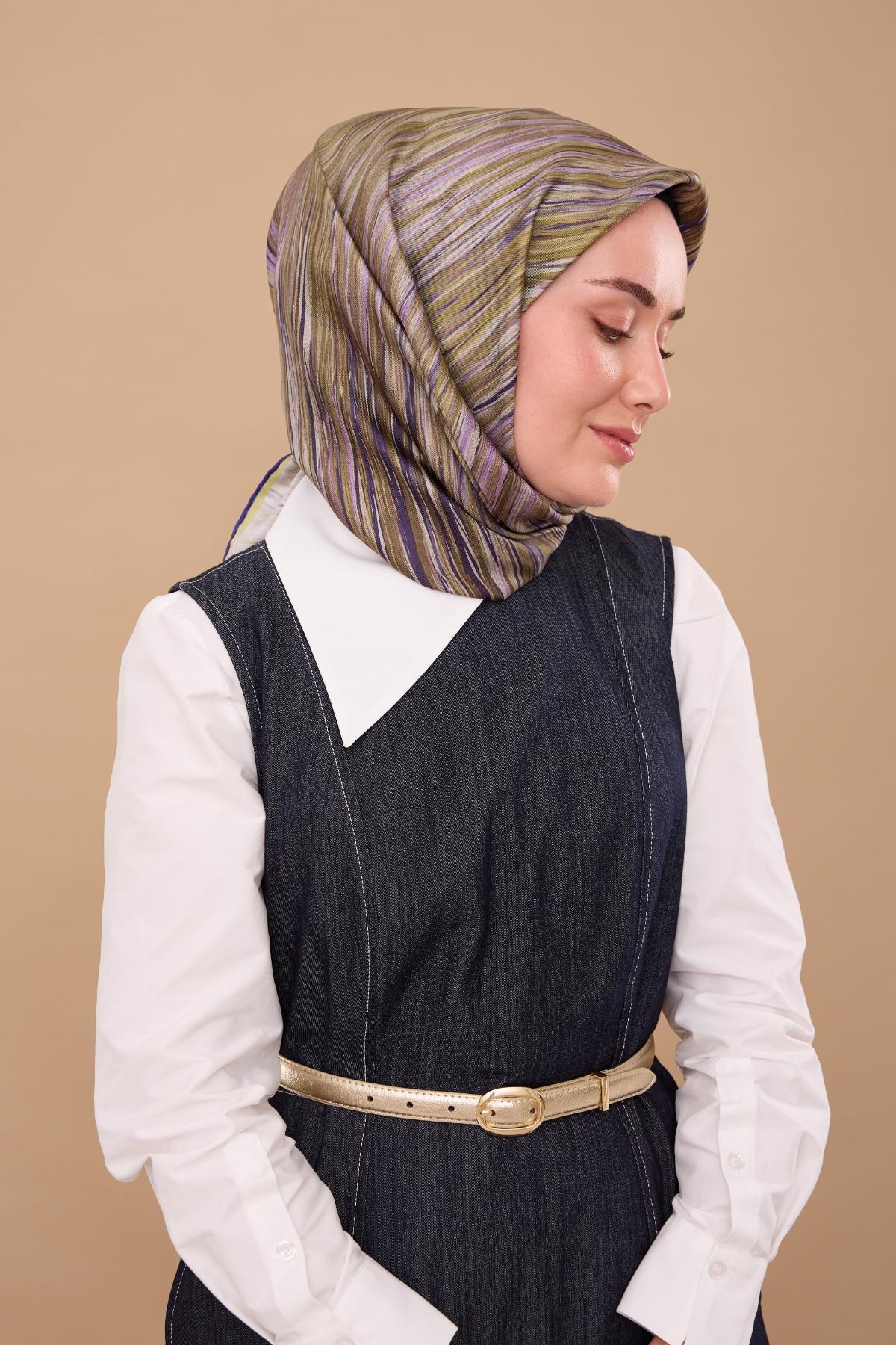 Twill İpek Eşarp Yağ Yeşili-Mor Tonlu Tok Duruşlu Kaymaz Kumaş 90x90