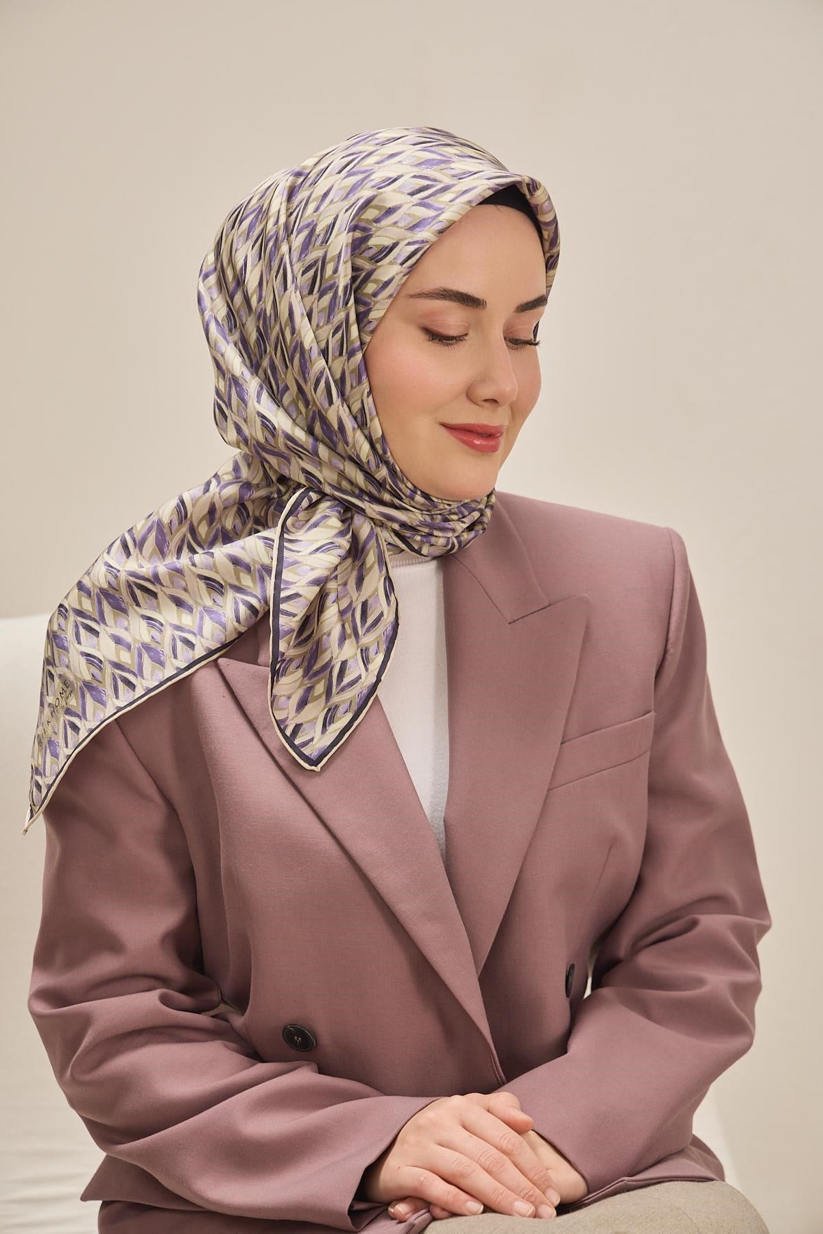 Twill İpek Eşarp Yaprak Ritmi Eflatun 90x90