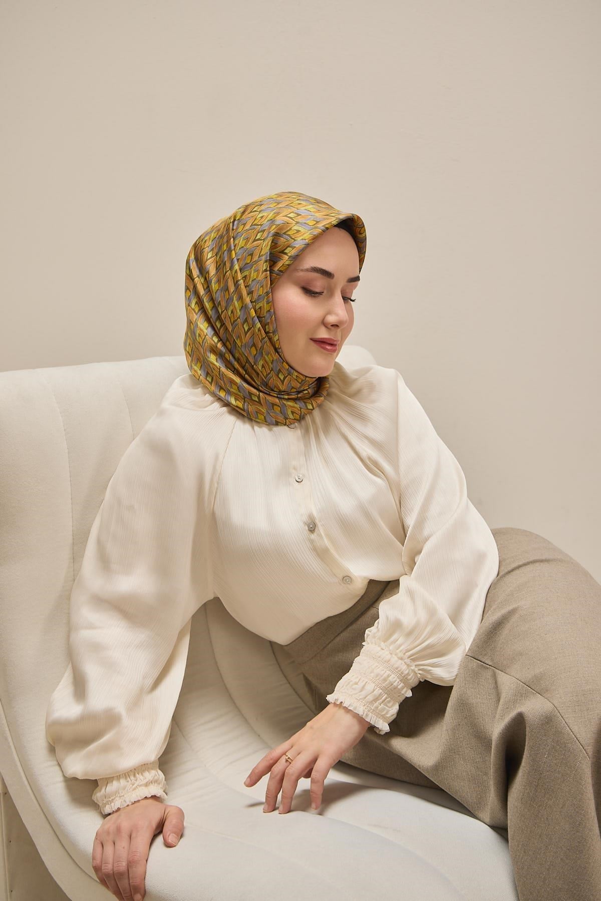 Twill İpek Eşarp Yaprak Ritmi Haki Turuncu 90x90
