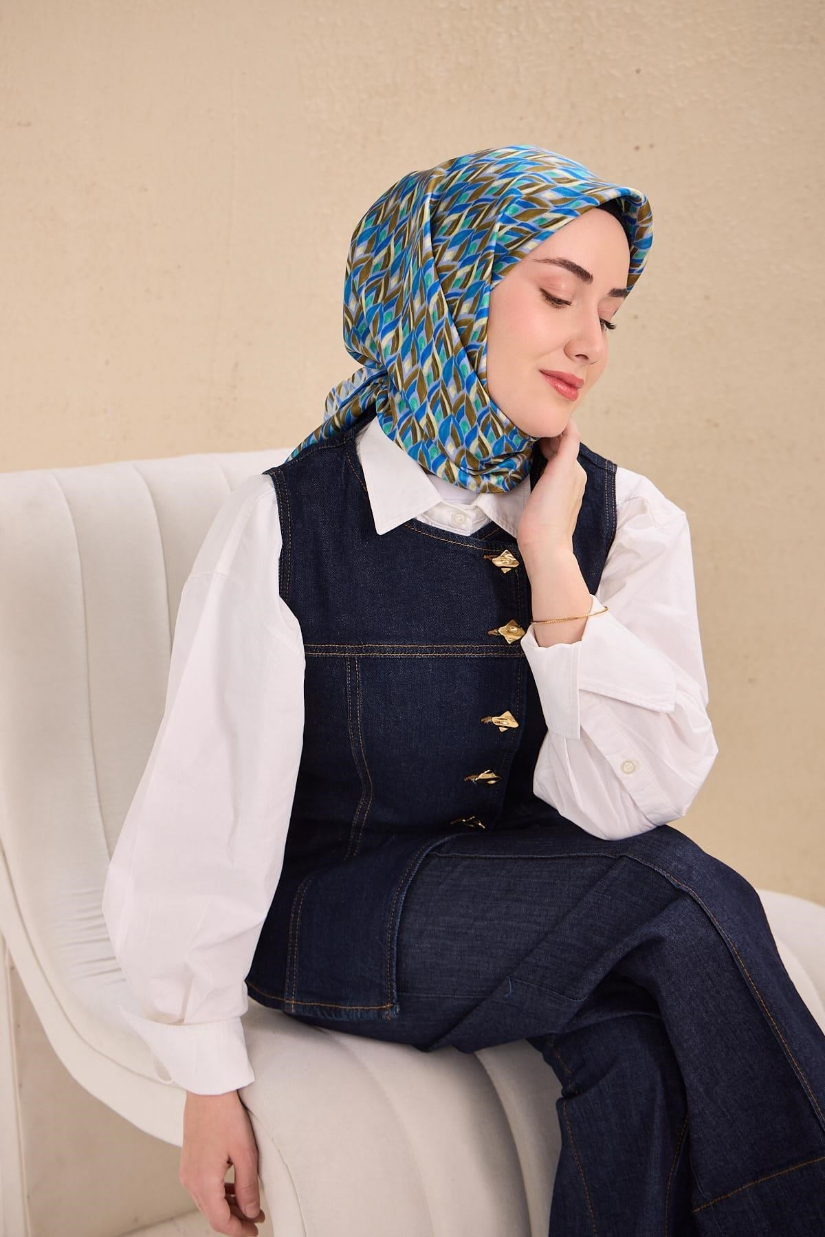 Twill İpek Eşarp Yaprak Ritmi Mavi Lila 90x90