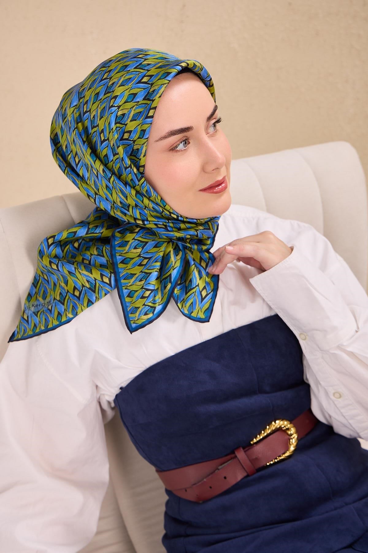 Twill İpek Eşarp Yaprak Ritmi Mavi Yeşil 90x90