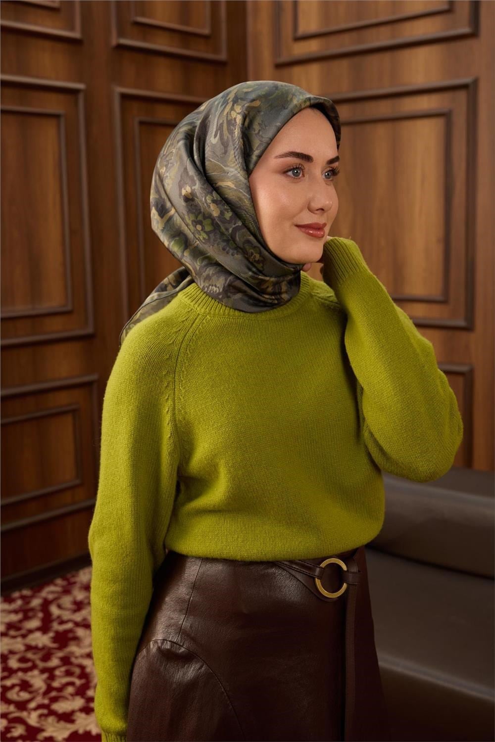 Twill İpek Eşarp Yeşil Gri-Kına Yeşili Desenli Tok Duruşlu 90x90