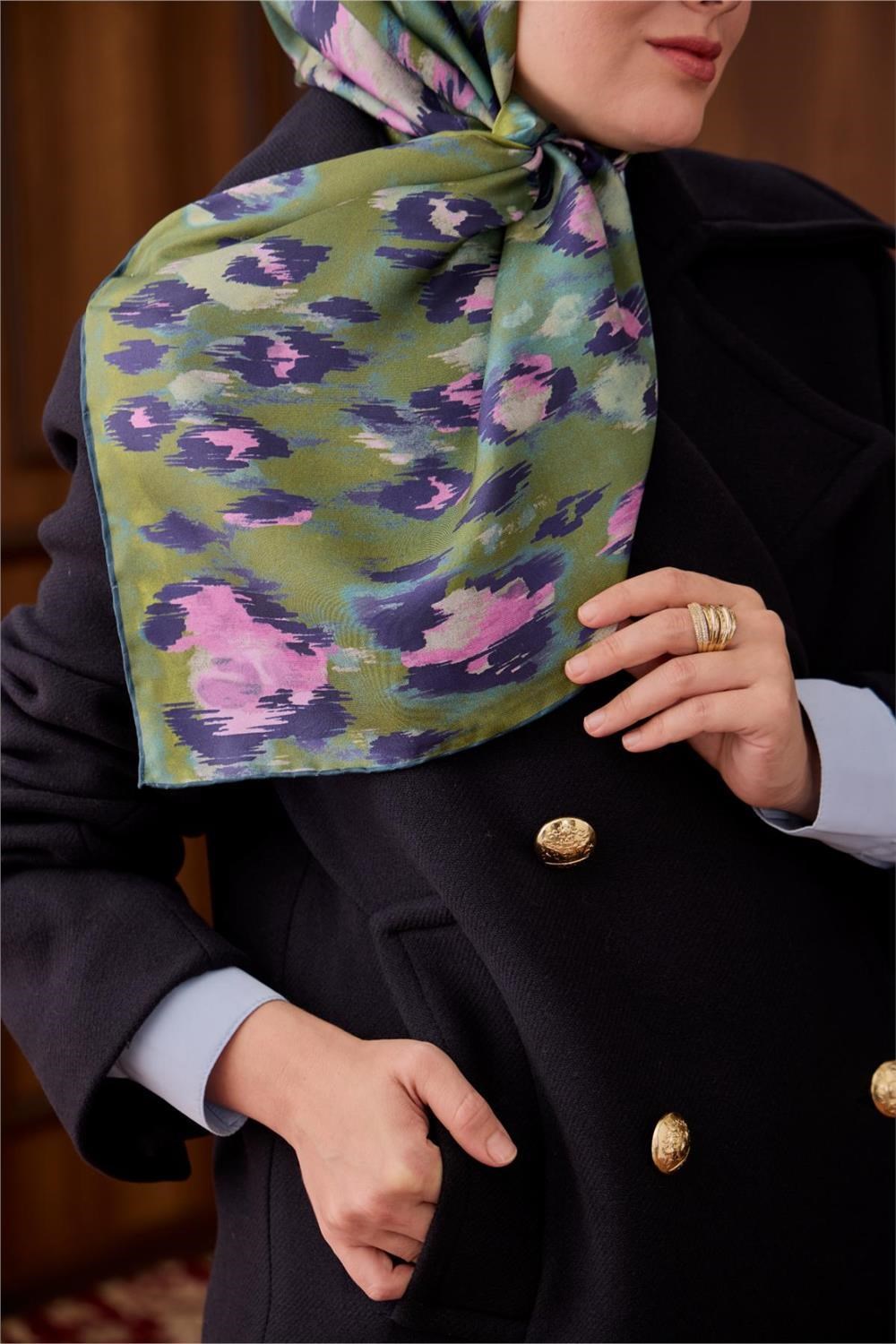 Twill İpek Eşarp Yeşil-Su Yeşili Desenli Tok Duruşlu 90x90