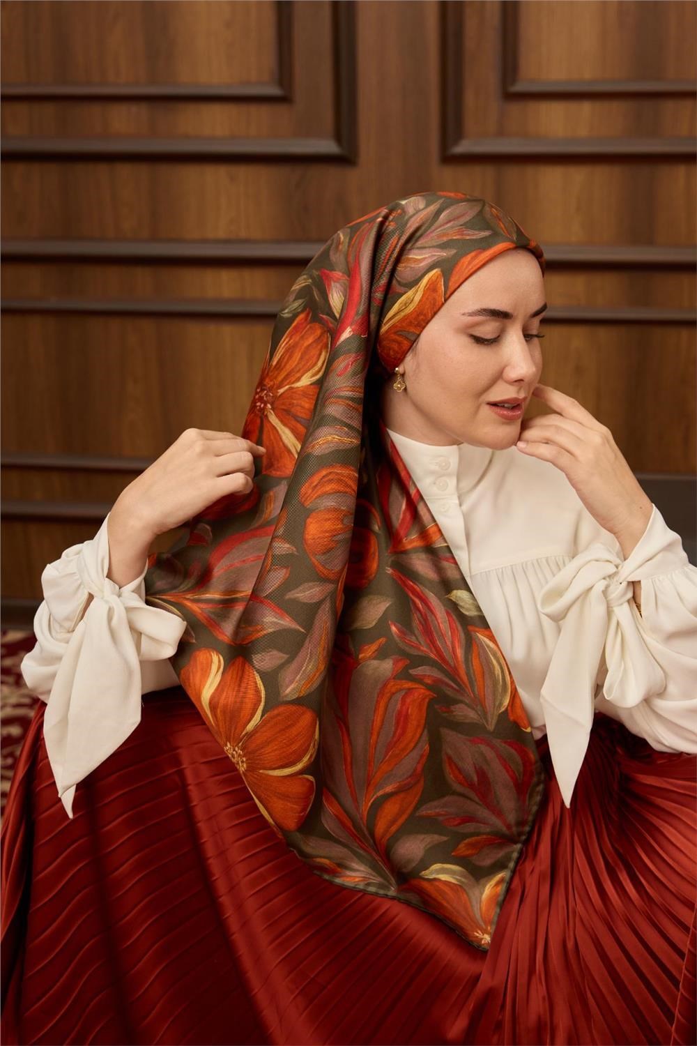 Twill İpek Eşarp Yeşil-Turuncu-Sarı-Pudra-Kızıl Turuncu Desenli Tok Duruşlu 90x90