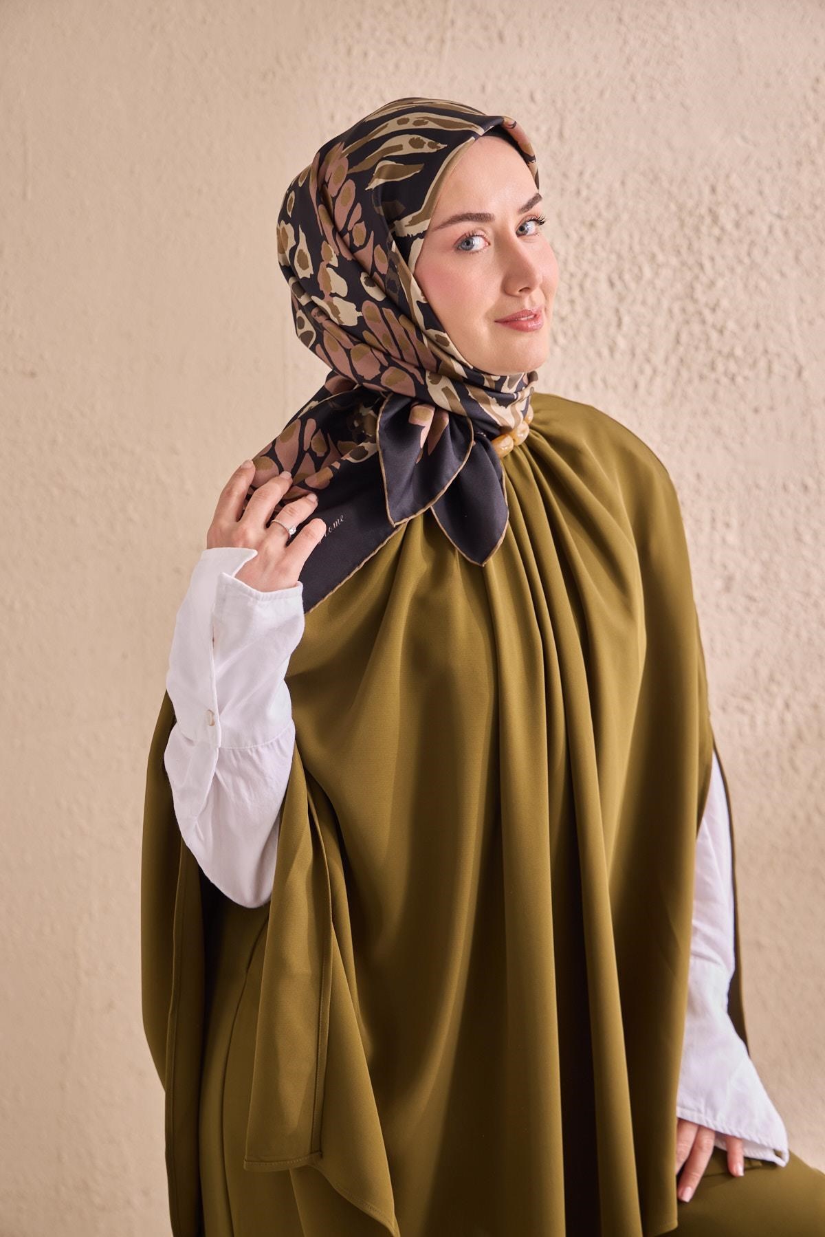 Twill İpek Mercan Eşarp Asker Yeşili  90x90