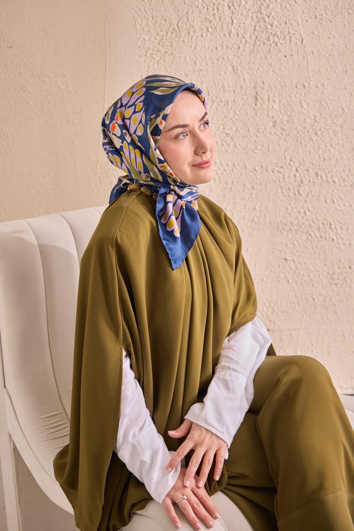 Twill İpek Mercan Eşarp Gece Mavisi 90x90