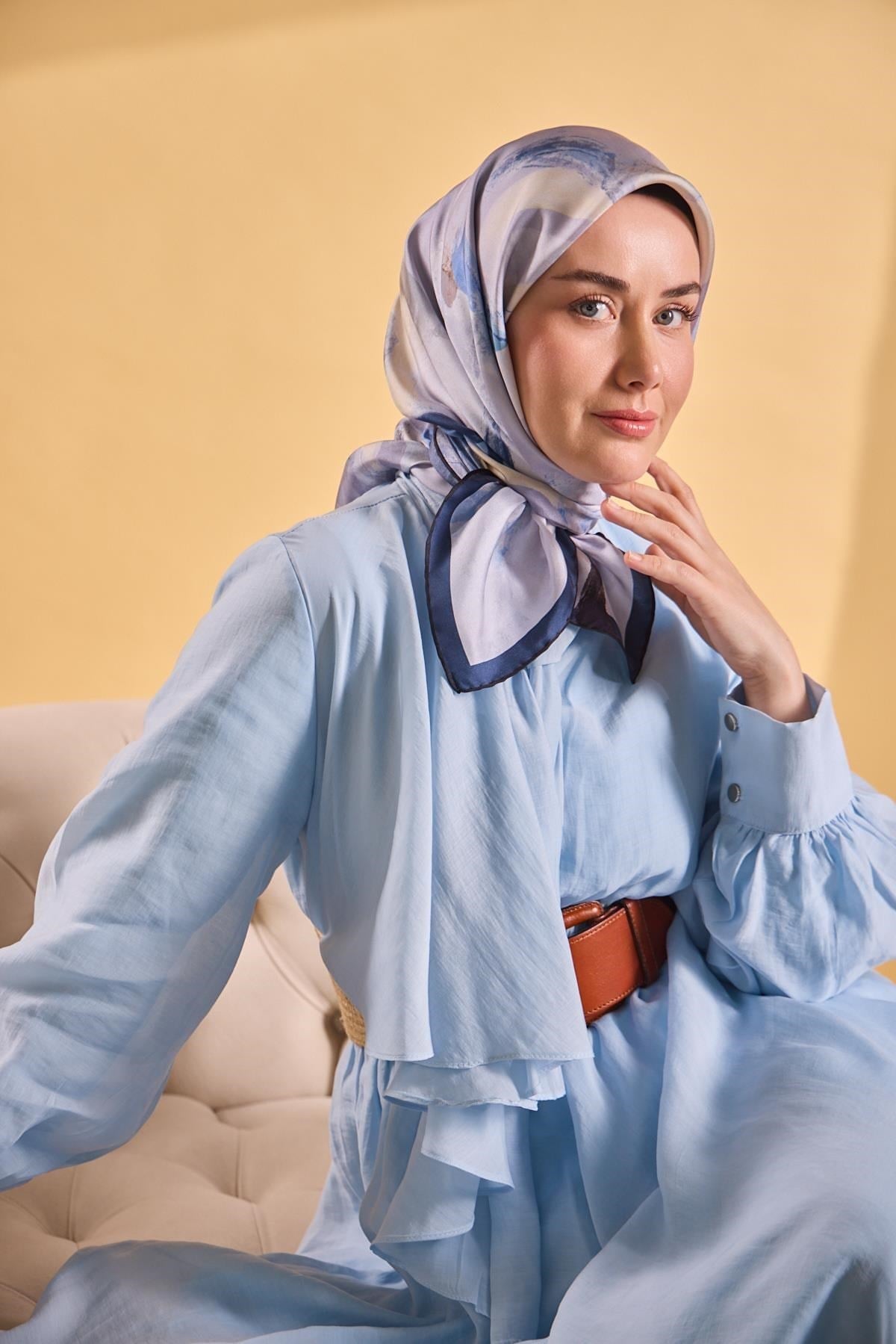 Twill İpek Petal Eşarp Gece Mavisi 90x90
