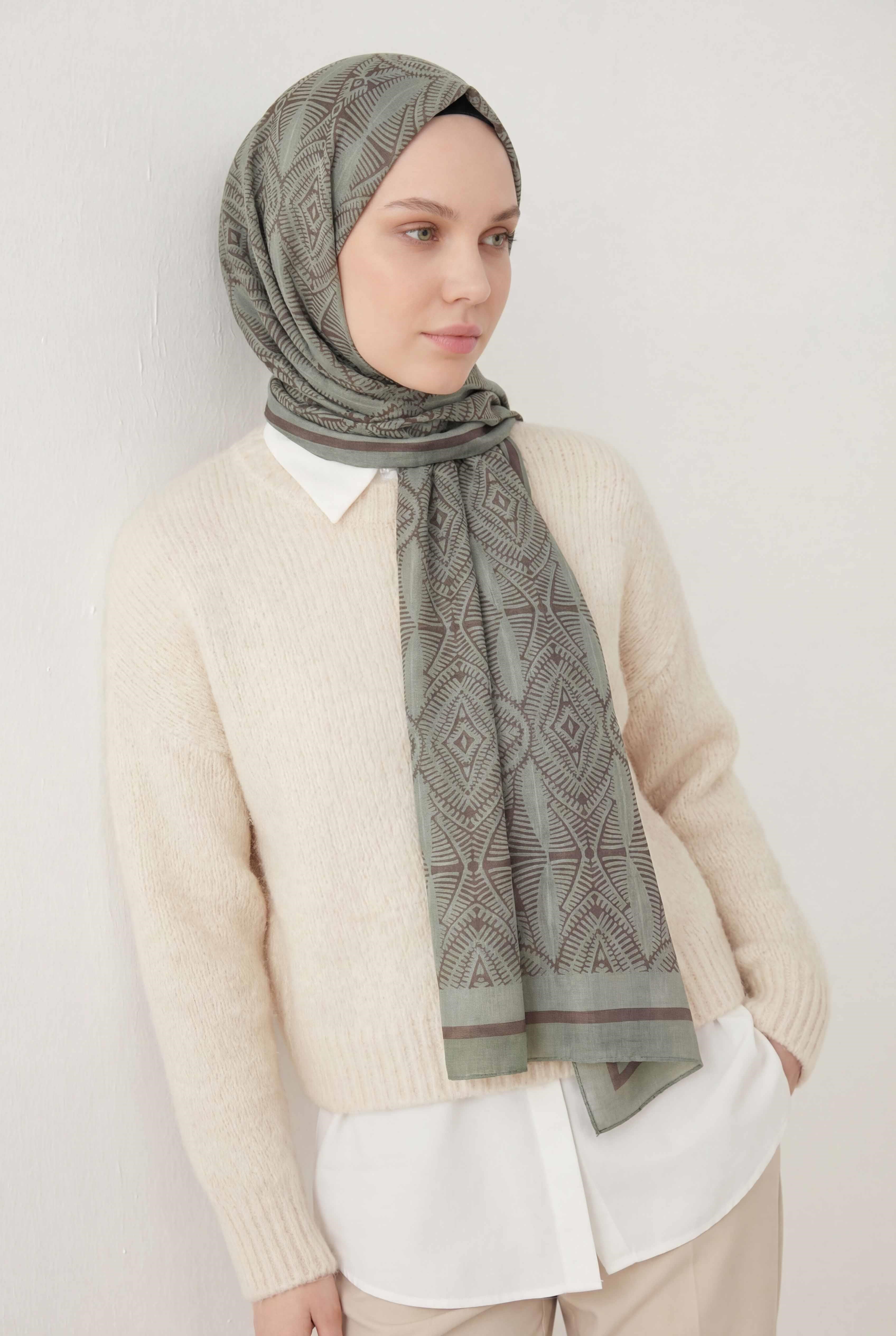 Urban Nature Desen Ihlamur Yeşili 75X195 Soft Şal