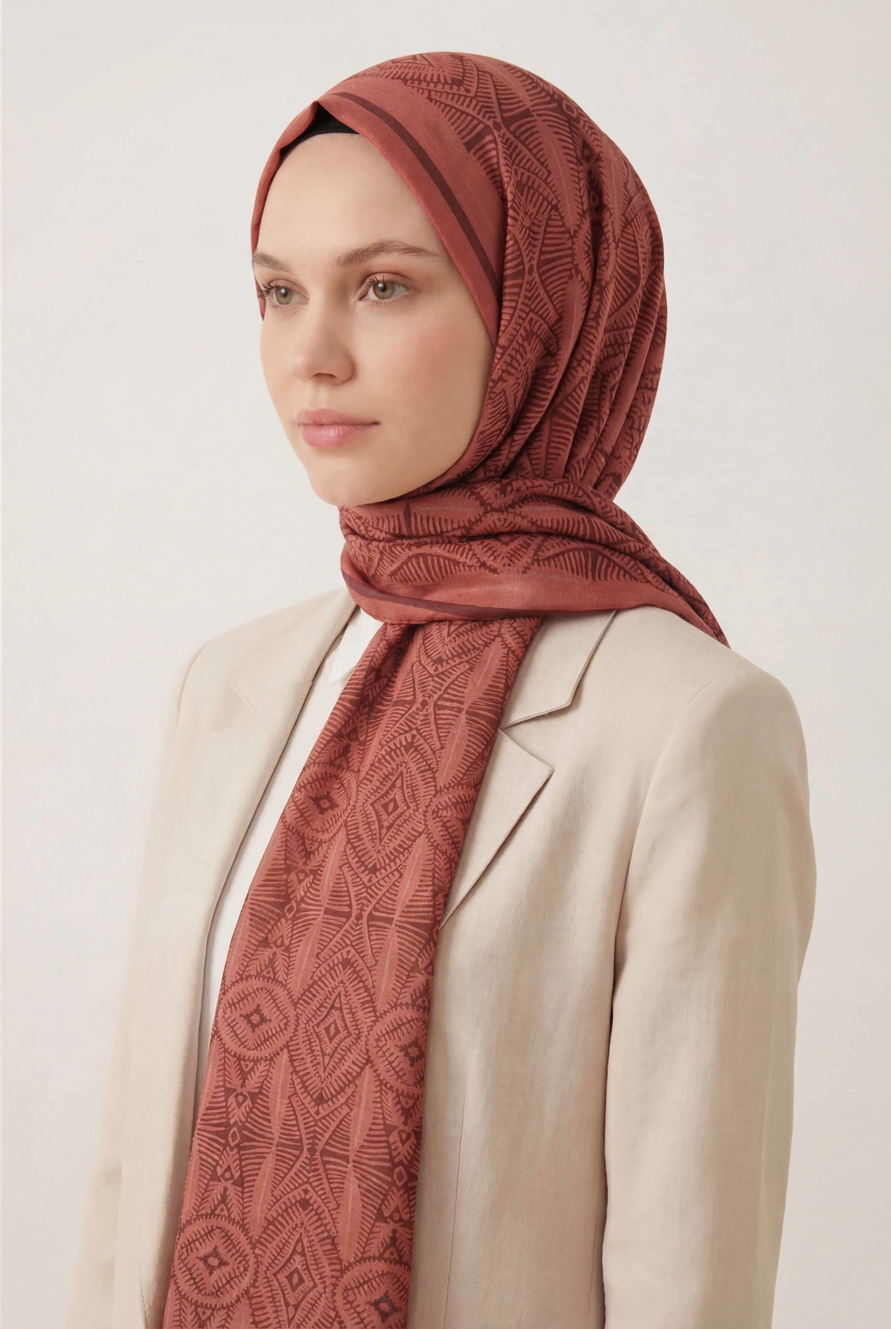 Urban Nature Desen Koyu Somon  75X195 Soft Şal