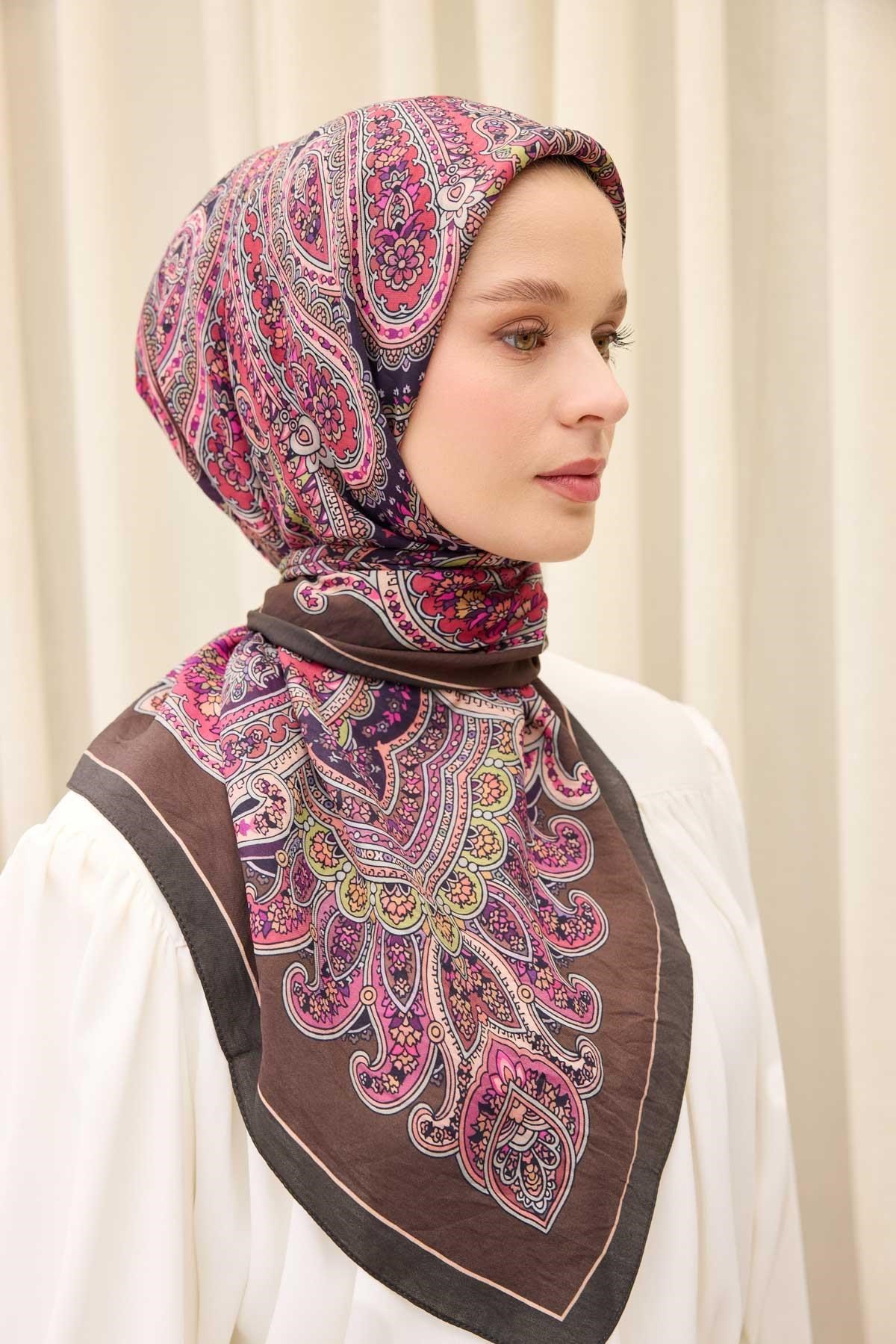 Velora Eşarp Ethnic Acı Kahve 90x90